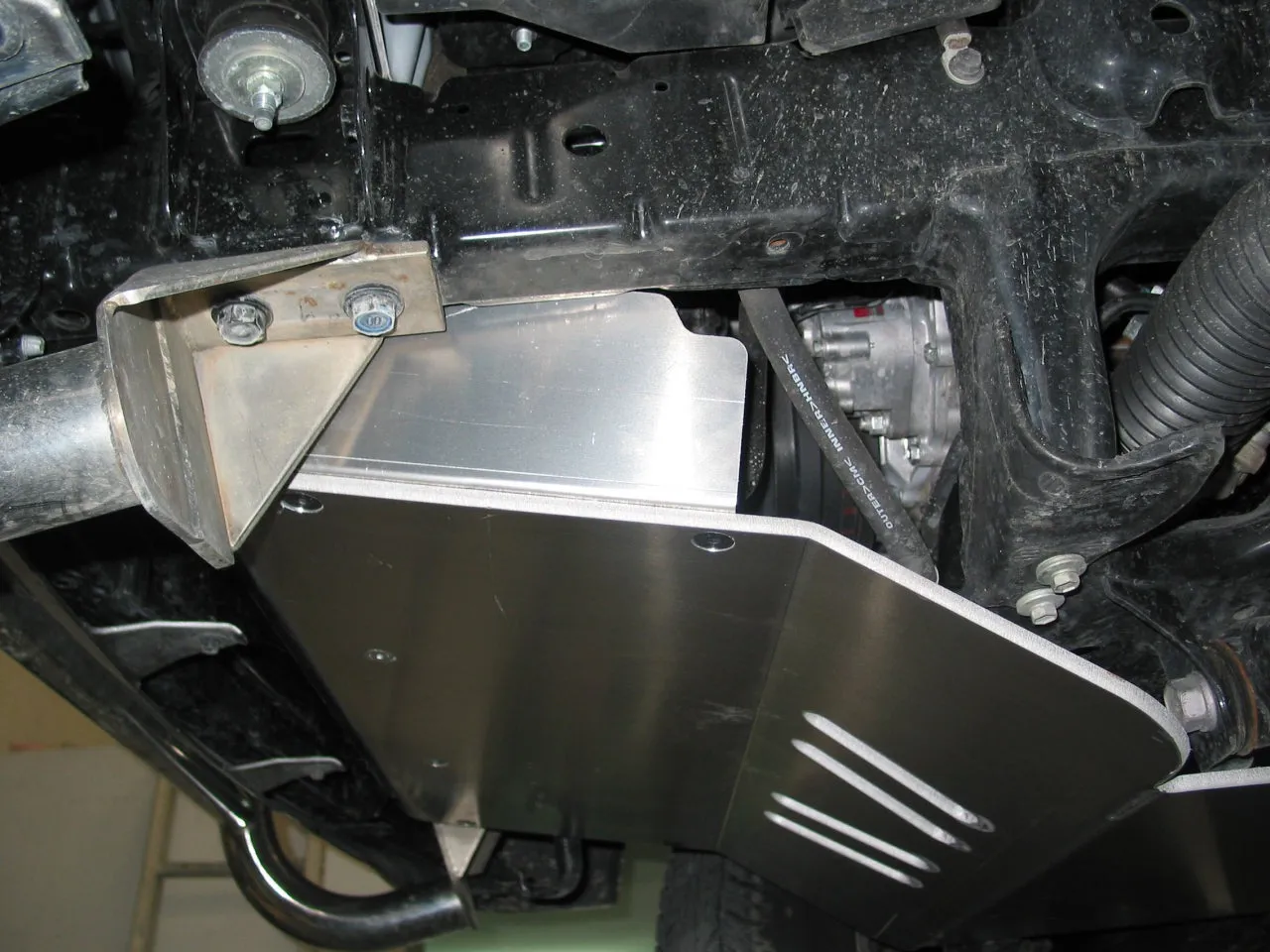 Blindage Avant 8mm Aluminium Toyota Land Cruiser 100/105 - N4 Offroad - Image 4