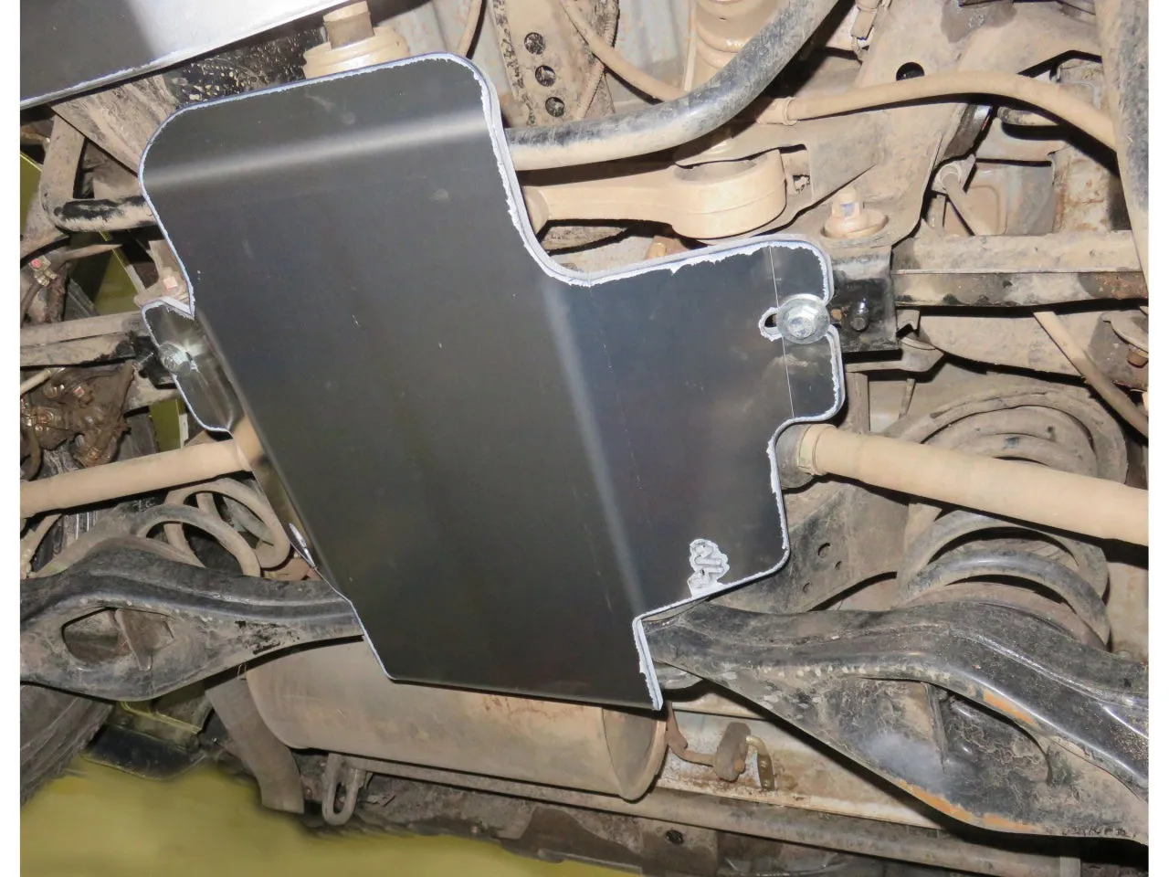 Blindage Pont Arrière N4 Offroad Mitsubishi Pajero 2000-18 - Aluminium 8mm - Image 4