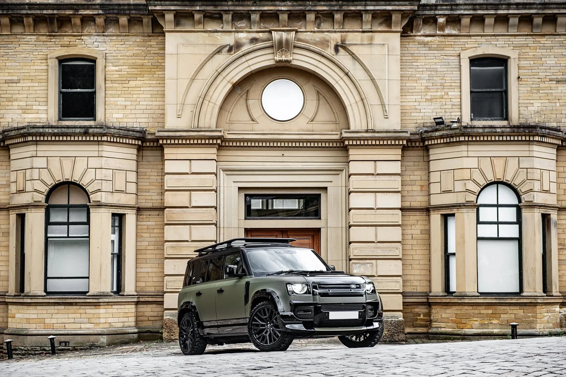 Capot Carbone Ventrilé KAHN Luxe - Defender 90/110/130 (2020+) - Image 11