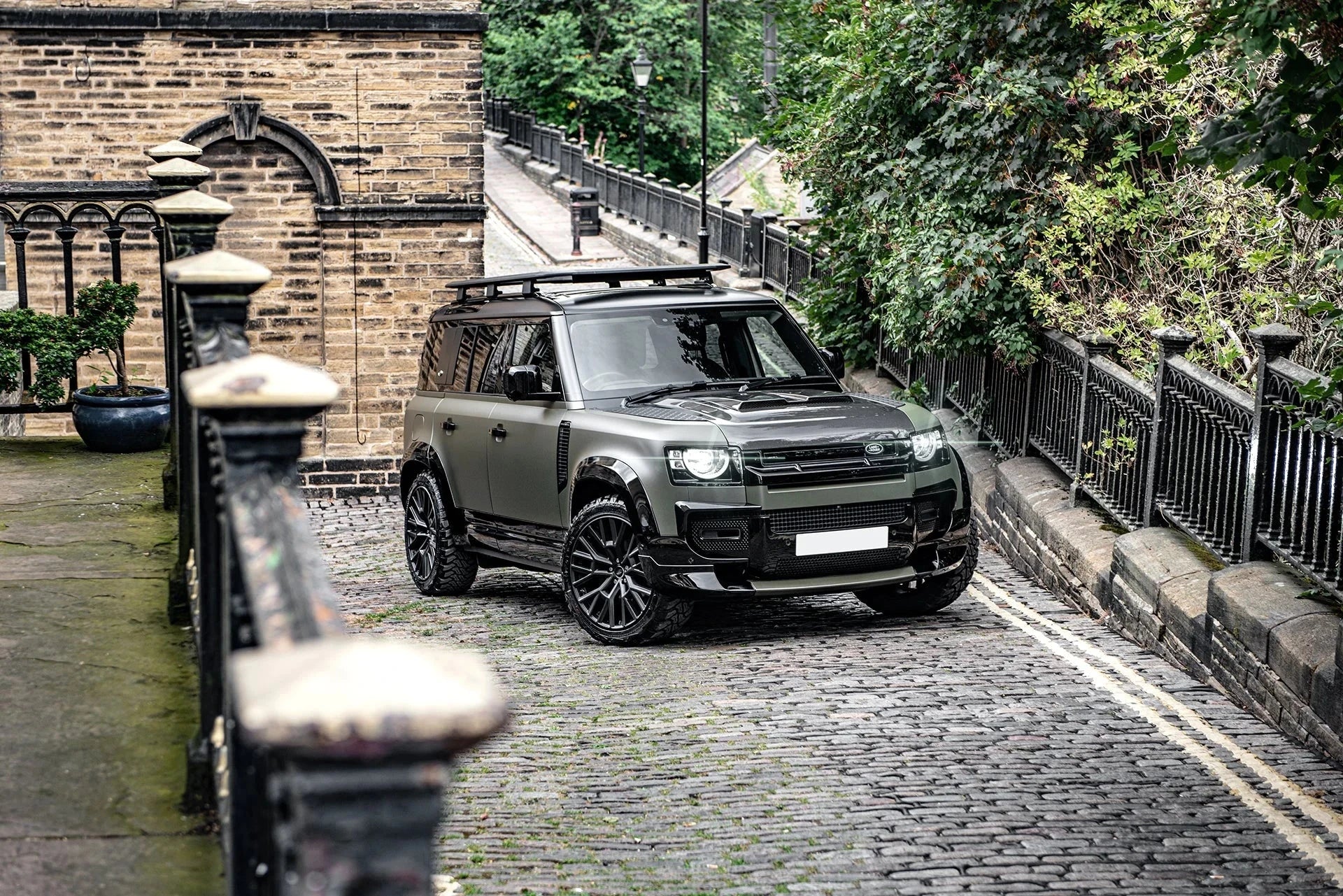Capot Carbone Ventrilé KAHN Luxe - Defender 90/110/130 (2020+) - Image 12