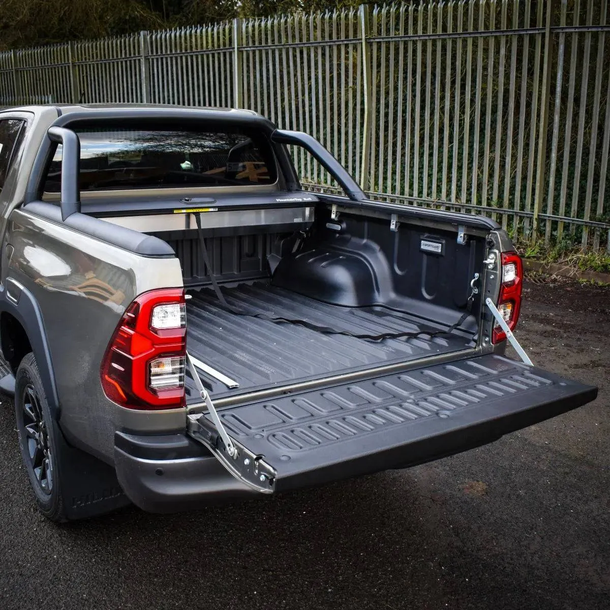 Couvre Benne MTR Toyota Hilux REVO 2016+ Double Cab | Noir Mountain Top - Image 2