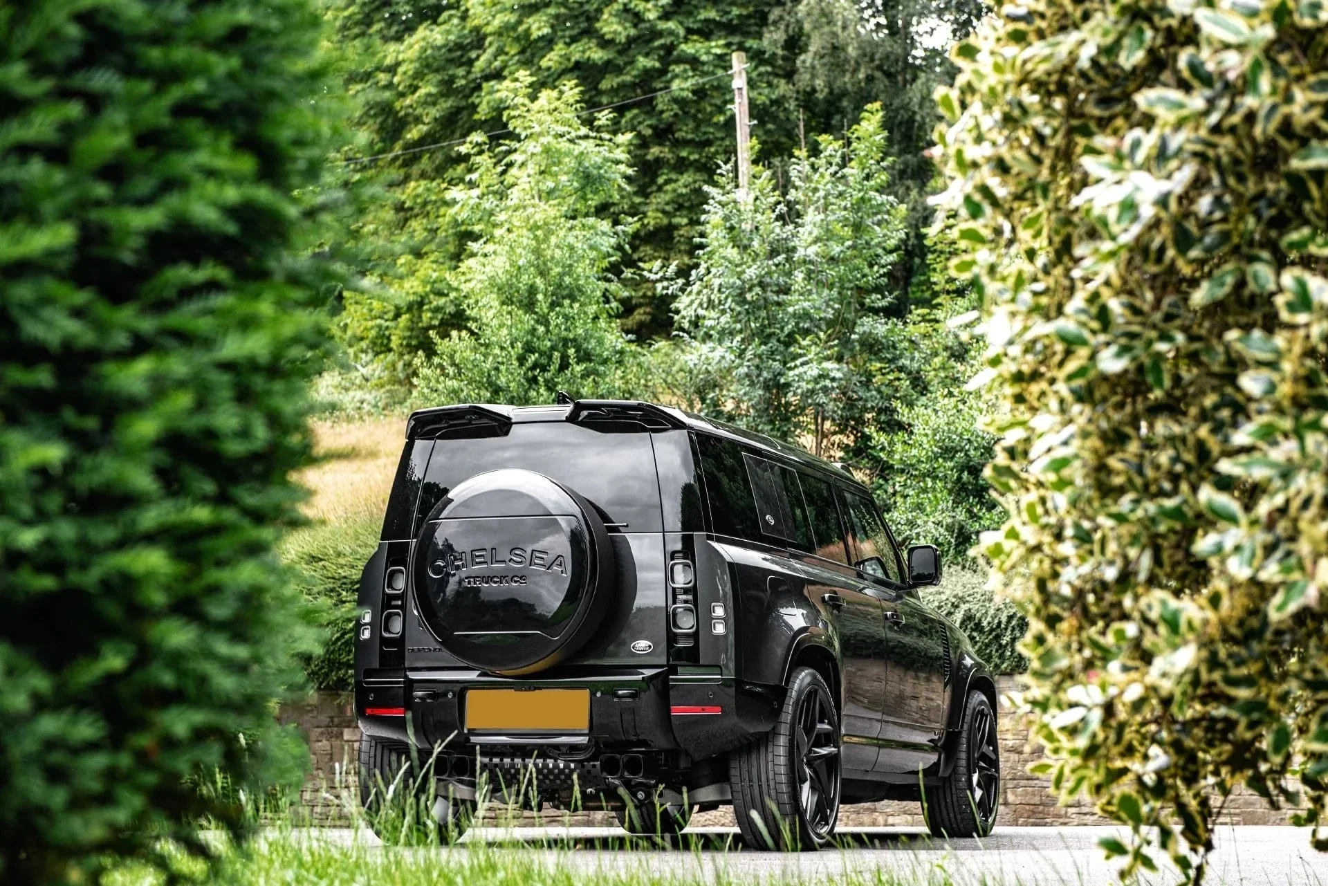 Échappement Quad Gloss Black KAHN pour Defender 110 V8 (2020+) - Image 4
