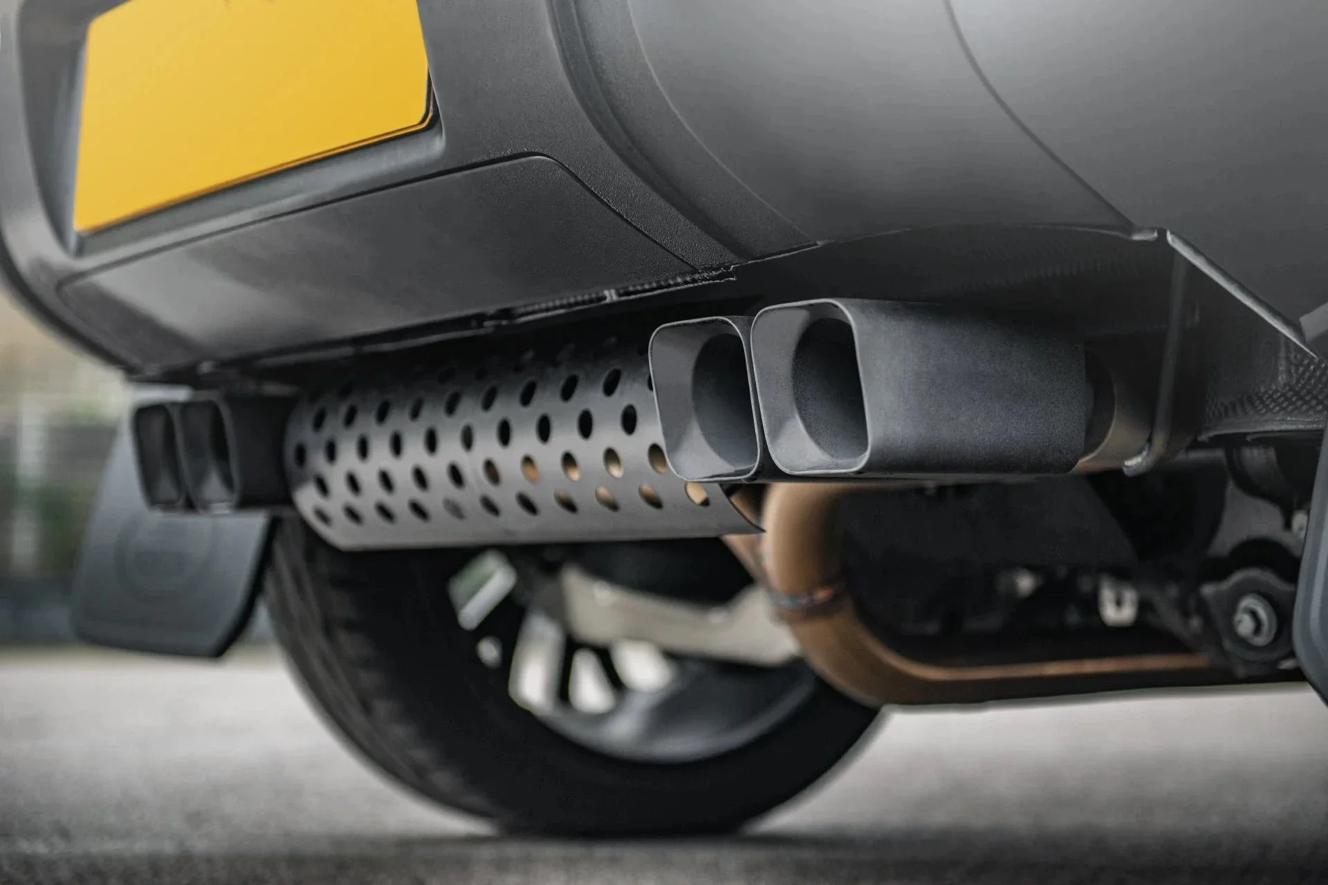 Échappement Quad Satin Black KAHN - Defender 110 2.0L (2020+) - Image 7