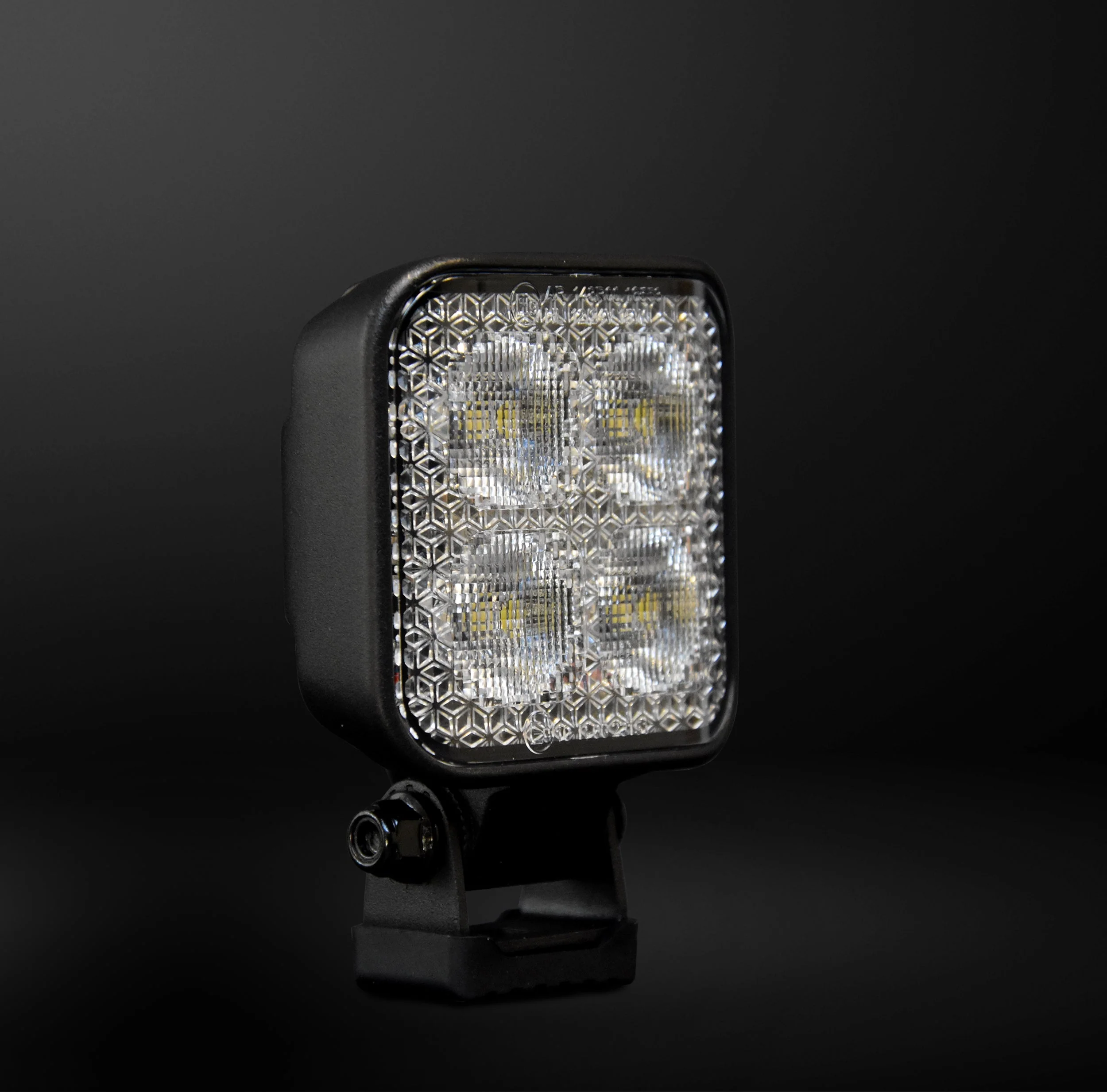 Feux de Travail LED Lumidrive Panoramax - Puissance & Étanchéité