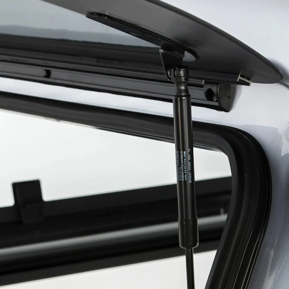Hardtop ABS Ascent ARB | Volkswagen AMAROK 2023+ Double Cab - Image 9