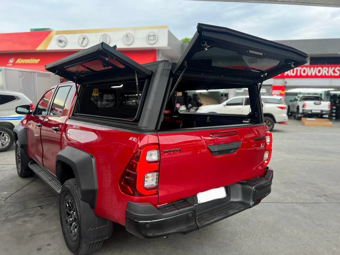 Hardtop Alu-Cab Contour Toyota Hilux 2016 à Présent - Image 17
