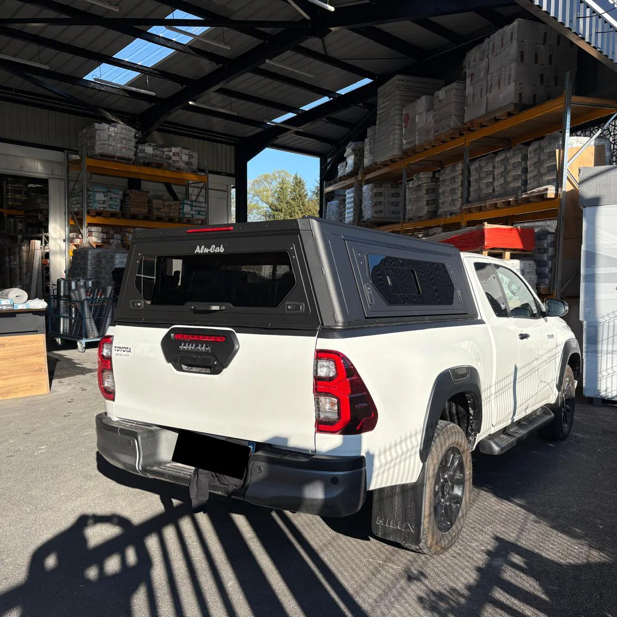 Hardtop Alu-Cab Contour Toyota Hilux 2016 à Présent - Image 18