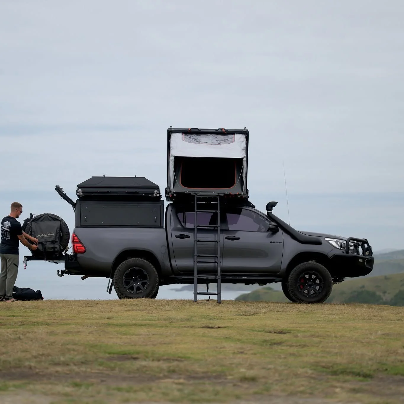 Hardtop Alu-Cab Contour Toyota Hilux 2016 à Présent - Image 39