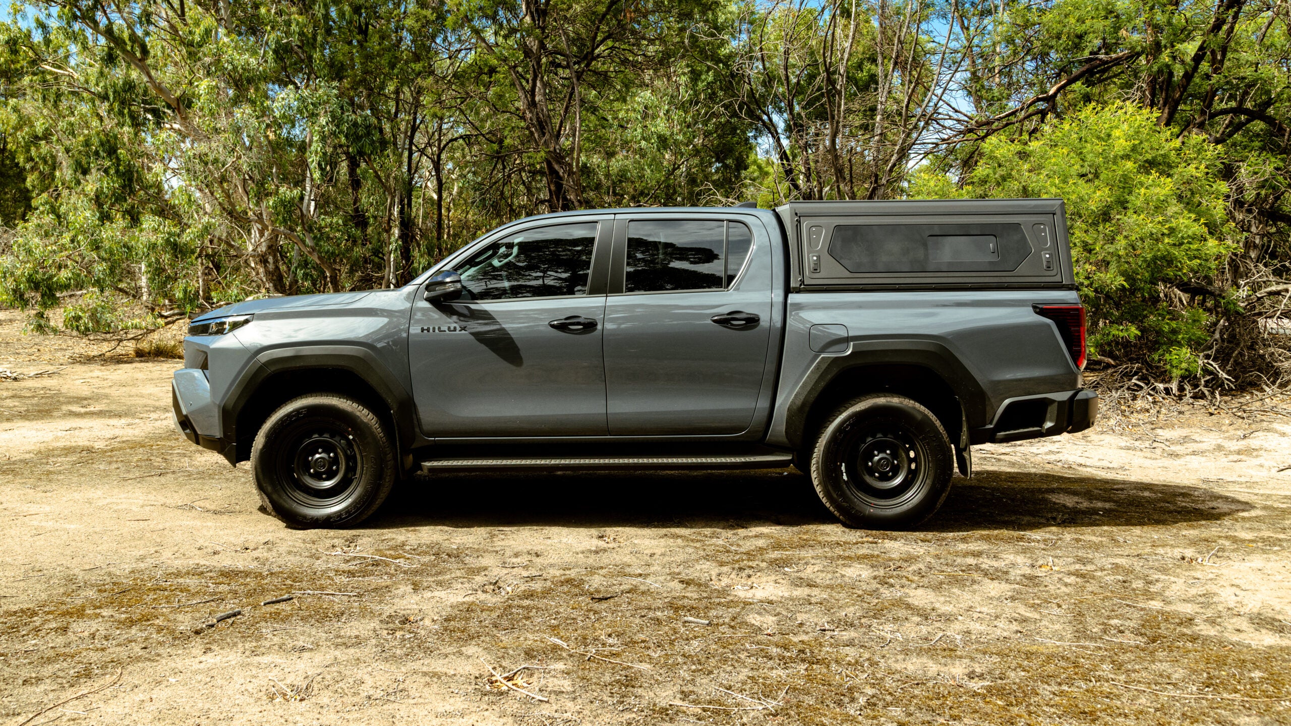 Hardtop Alu-Cab "Contour" Toyota Hilux 2026+ N90 - Double Cab - Image 3