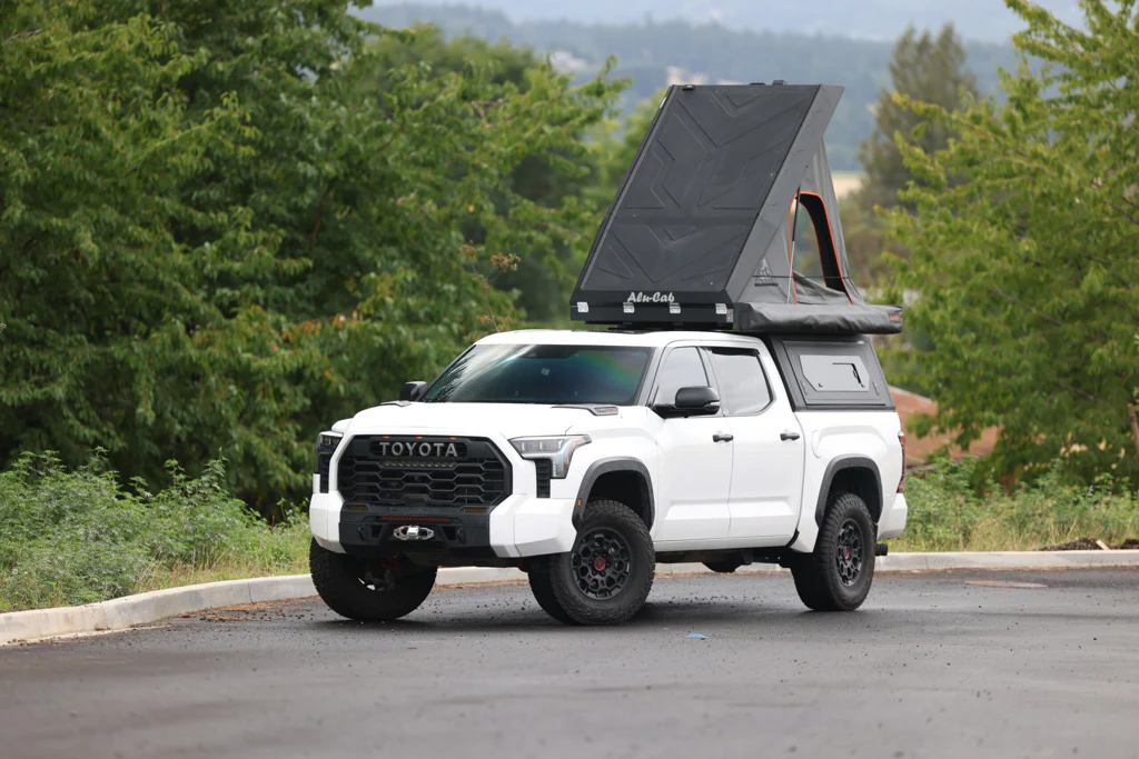 Hardtop Alu-Cab Contour Toyota Tundra 2022+ 5.5" CrewMax - Image 10