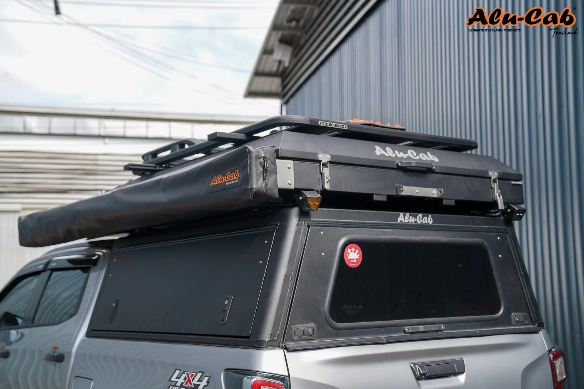Hardtop Alu-Cab Explorer 3 Isuzu Dmax 2012 à Présent - Noir - Image 3