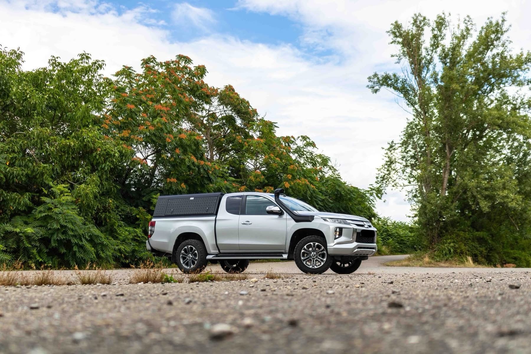 Hardtop Alu-Cab Explorer 3 Mitsubishi L200 2016+ - Image 38