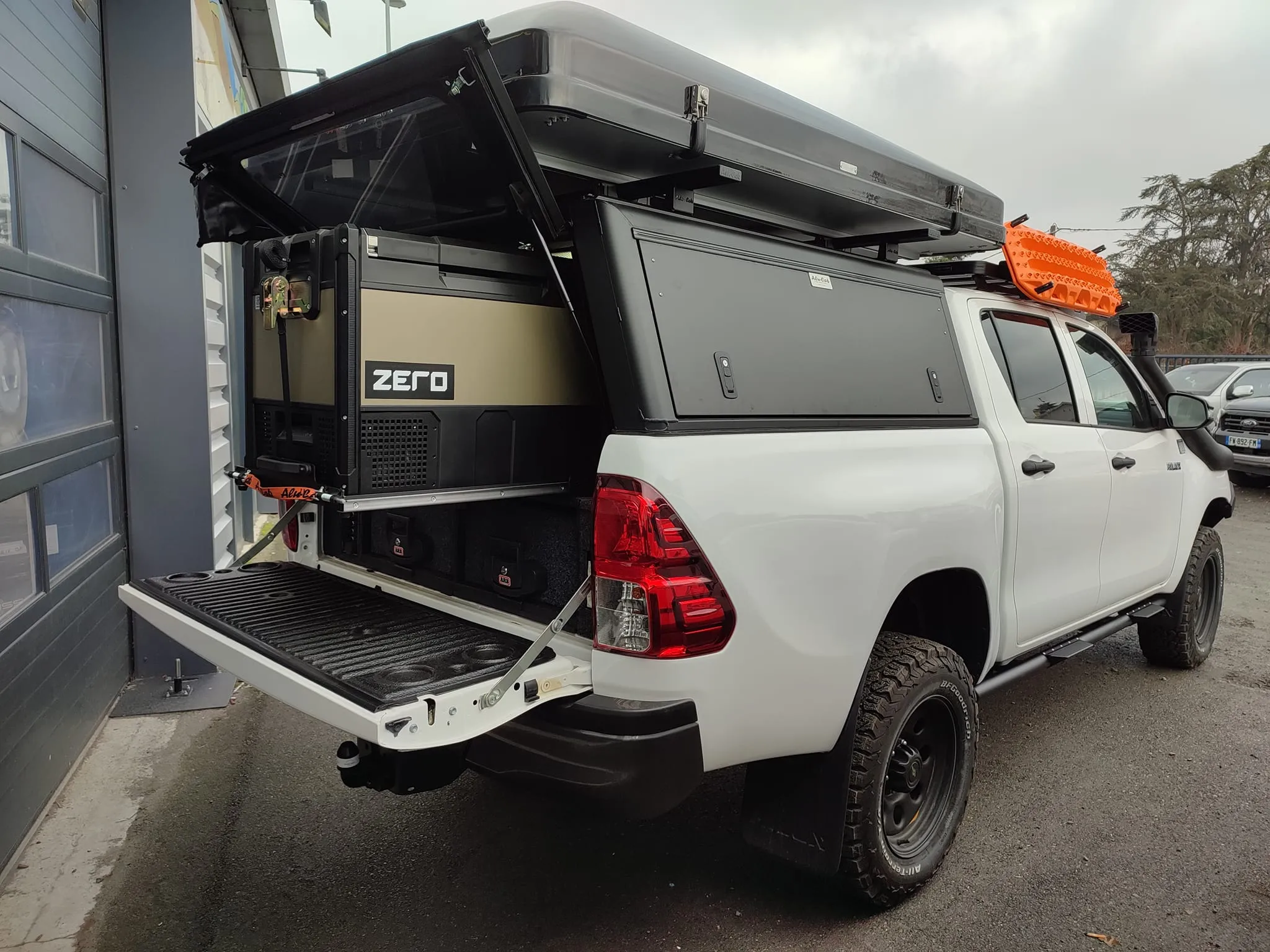 Hardtop Alu-Cab Explorer 3 Toyota Hilux 2016 à Présent - Image 20