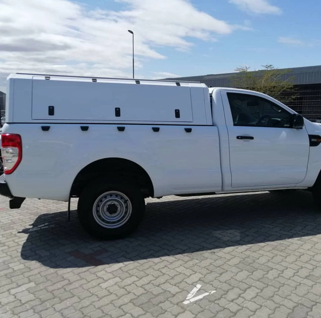 Hardtop Ford Ranger 2012 à 2022 Single Cab - RSI SMARTCANOPY - Image 3