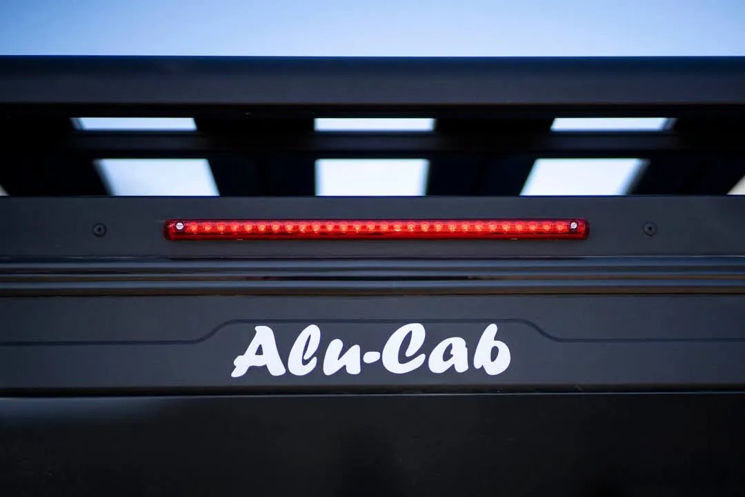 Hardtop Jeep Gladiator JT 2019+ | Alu-Cab Contour | Aluminium Noir - Image 49