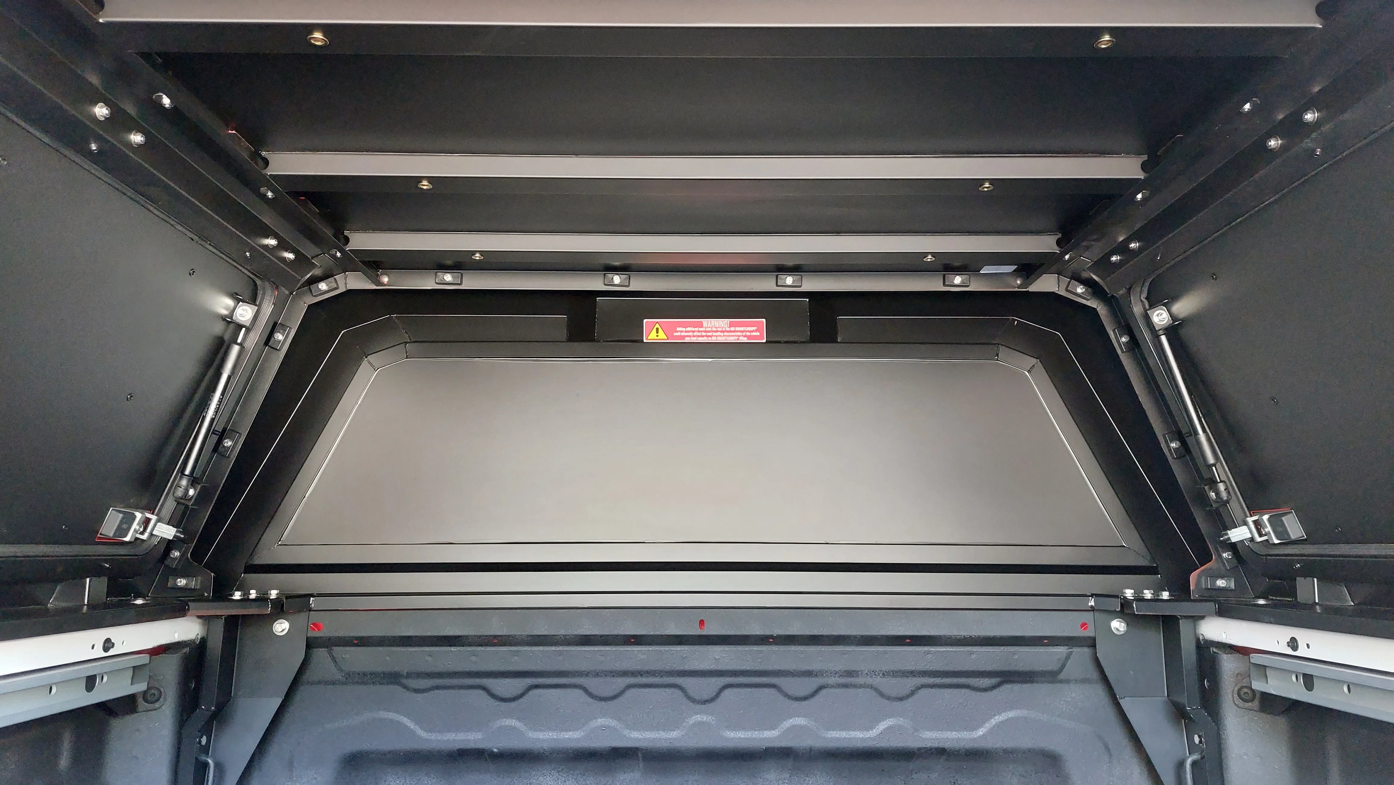 Hardtop Toyota Hilux 2016+ Double Cab | RSI SmartCap EVOd Defender - Image 6