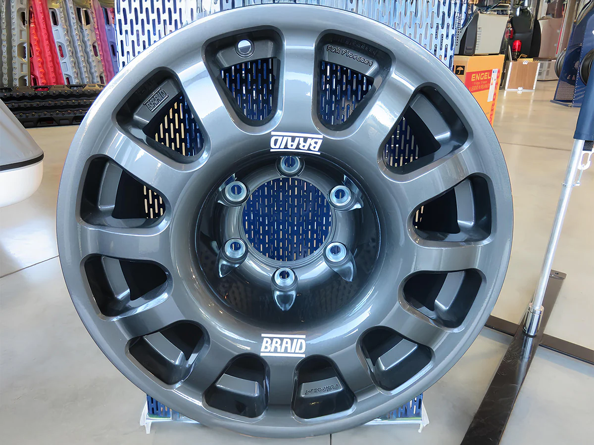 Jante Alu BRAID Fullrace Grise 7x16 5x150 ET10 - Image 2