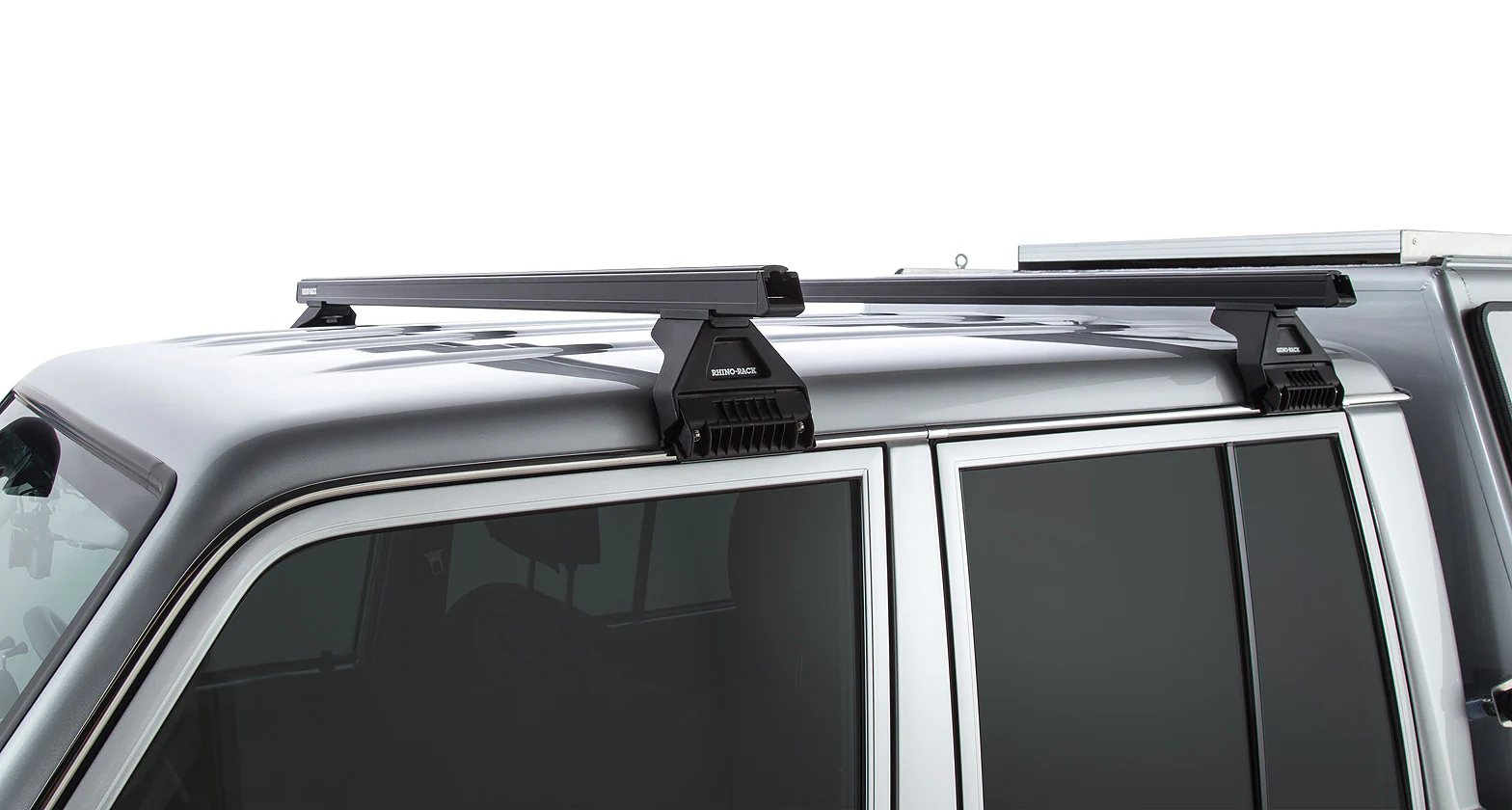 Kit 2 barres de toit noire Heavy Duty 1500mm avec pieds RL110 Toyota Land Cruiser série 79 2007+ - RHINO-RACK - Image 2