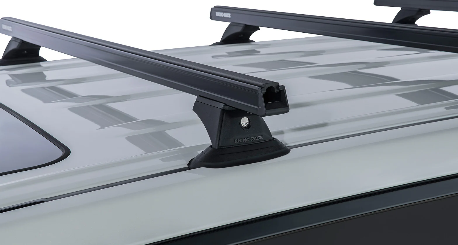 Kit 3 barres de toit noire 1375mm Heavy Duty avec pieds RCH Toyota Land Cruiser série 200 2007-2021 - RHINO-RACK - Image 8