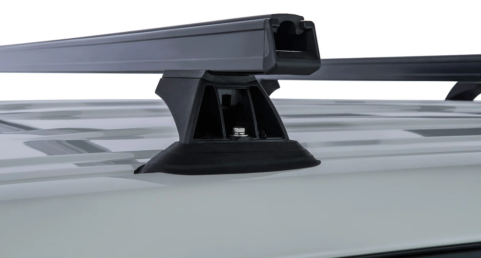 Kit 3 barres de toit noire 1375mm Heavy Duty avec pieds RCH Toyota Land Cruiser série 200 2007-2021 - RHINO-RACK - Image 9