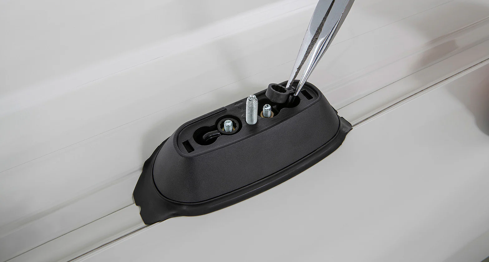 Kit 3 barres de toit noire 1650mm Heavy Duty avec pieds RCH Toyota Hiace Gen VI 2019+ - RHINO-RACK - Image 2