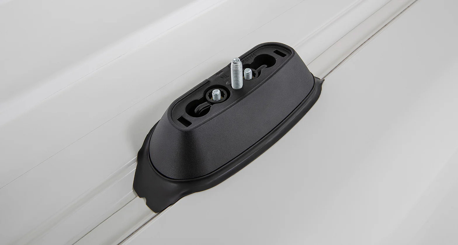 Kit 3 barres de toit noire 1650mm Heavy Duty avec pieds RCH Toyota Hiace Gen VI 2019+ - RHINO-RACK - Image 4