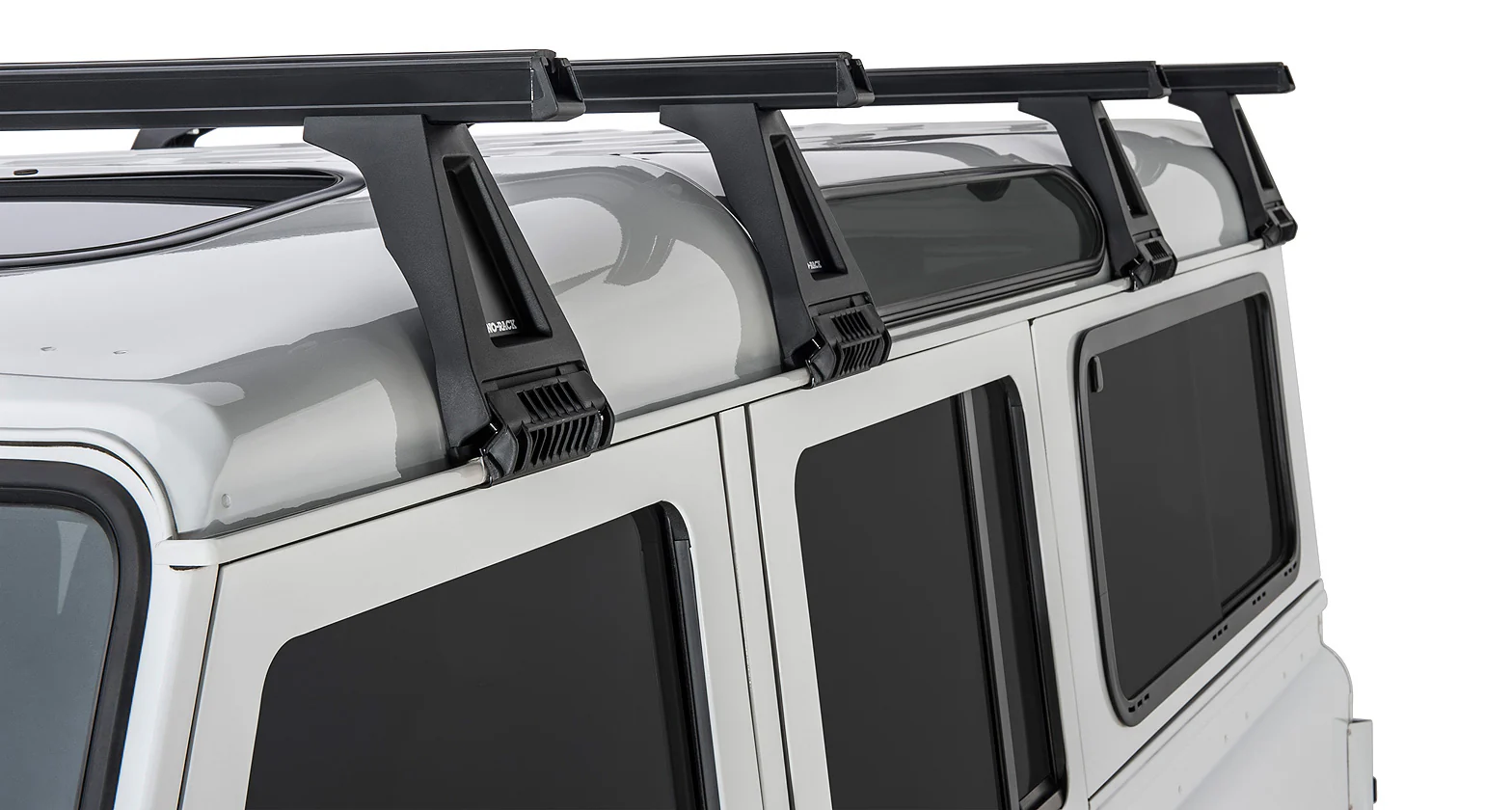 Kit 4 barres de toit noire Heavy Duty 1500mm avec pieds RL210 Land Rover Defender 110 1993-2020 - RHINO-RACK - Image 2