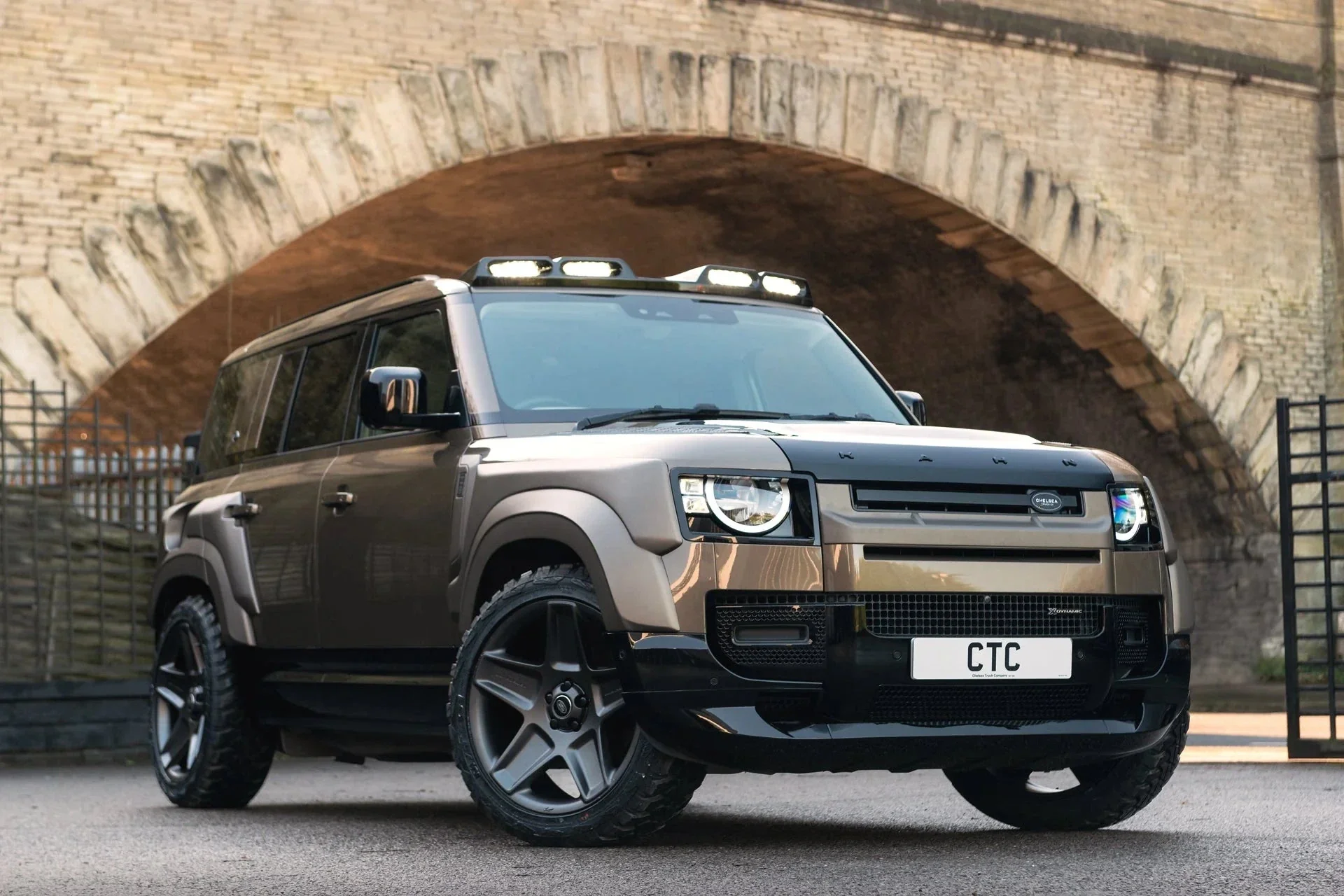 Kit Wide Track KAHN Defender 110 (2020+) - Look agressif & Premium - Image 13