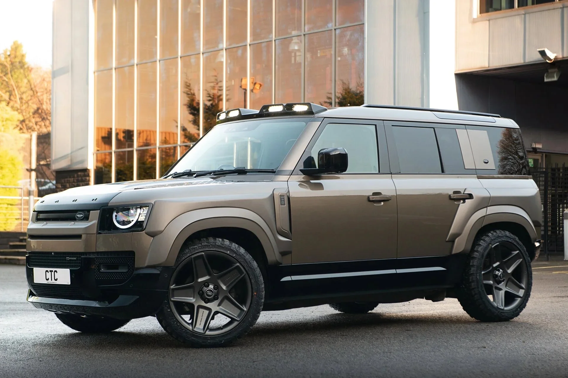Kit Wide Track KAHN Defender 110 (2020+) - Look agressif & Premium - Image 16