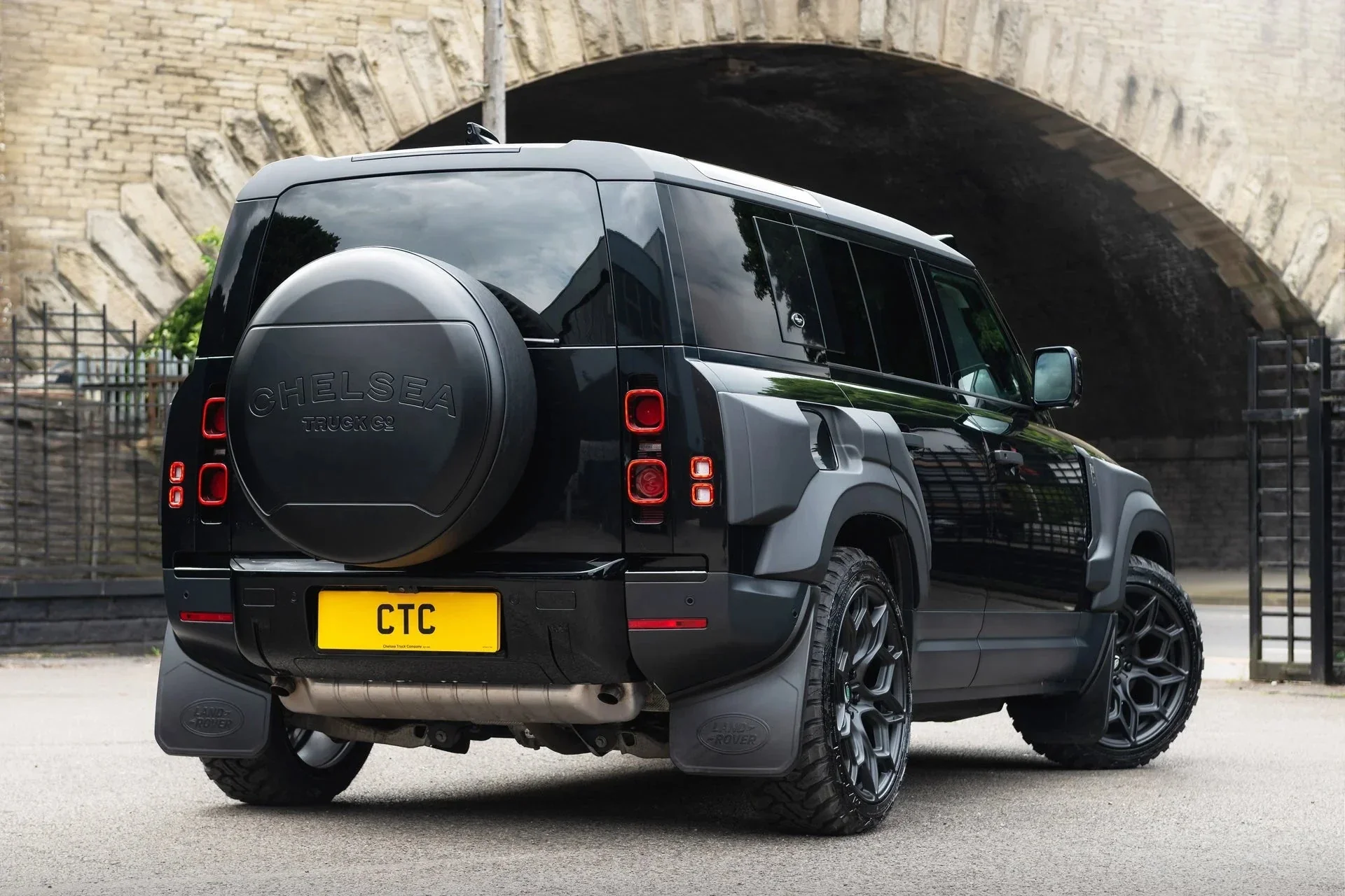 Kit Wide Track KAHN Defender 110 (2020+) - Look agressif & Premium - Image 17