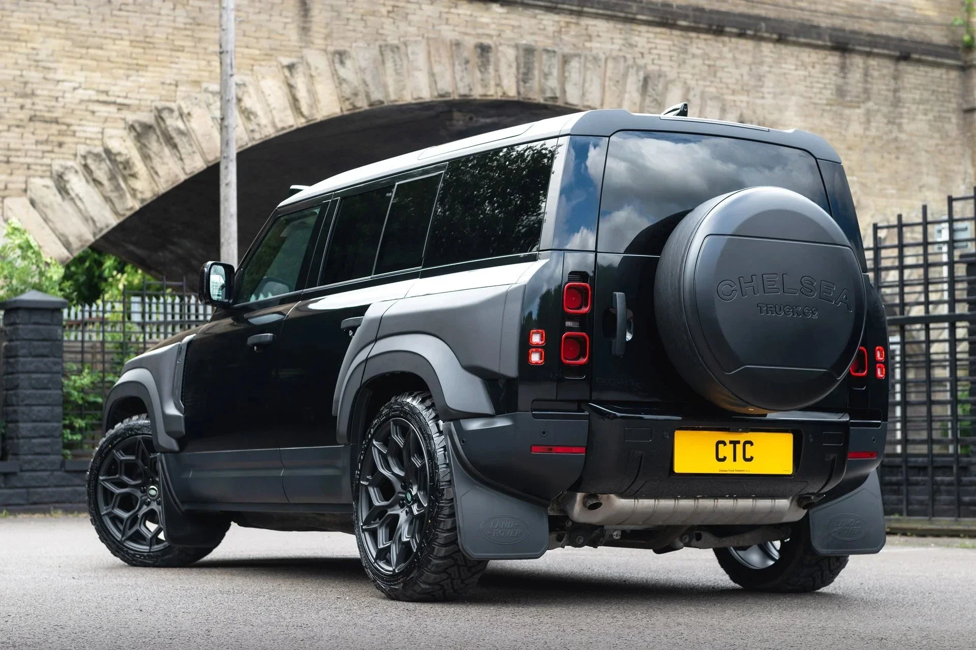 Kit Wide Track KAHN Defender 110 (2020+) - Look agressif & Premium - Image 22