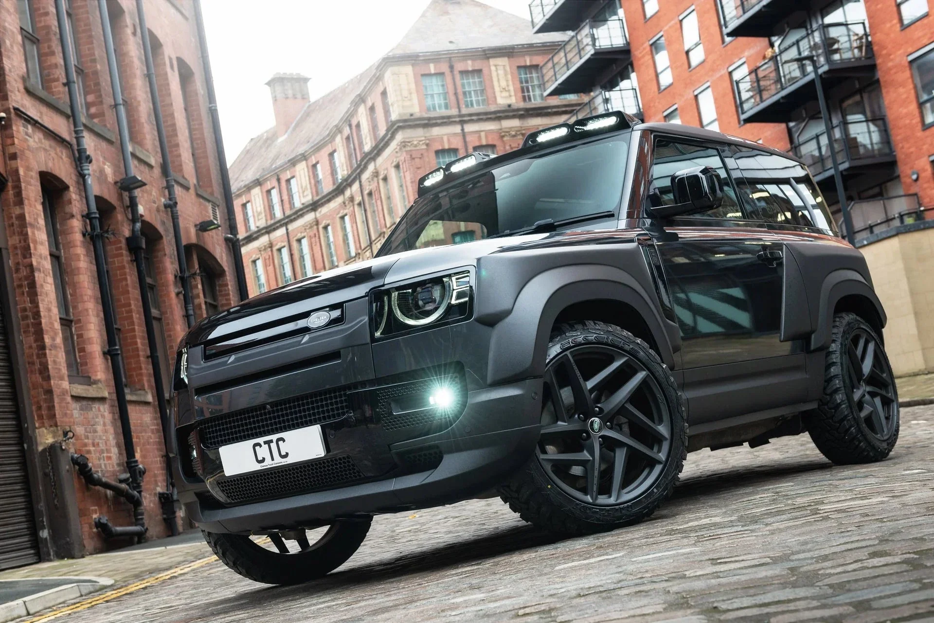 Kit Wide Track KAHN Defender 90 (2020+) - Look Off-Road & Premium - Image 4