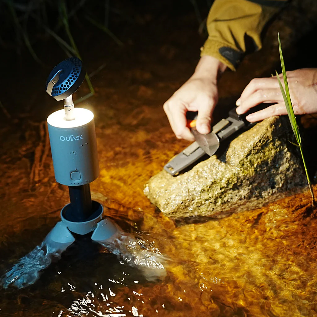 OuTask Lampe Télescopique LED Outdoor 720° - Jaune Désert - Image 10