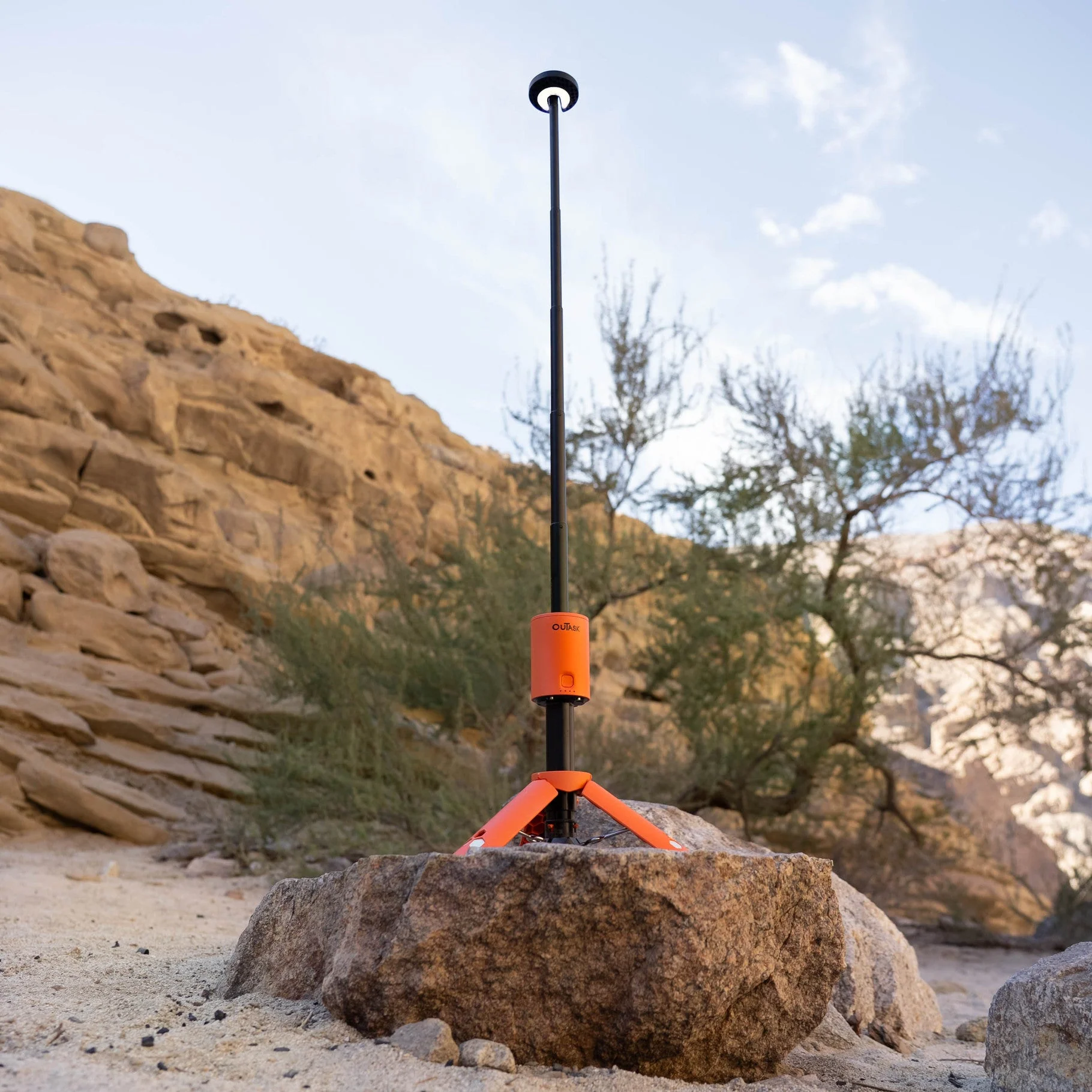 OuTask Lampe Télescopique LED Outdoor 720° - Orange - Image 5