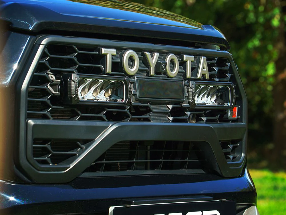 Pack LED Calandre LAZER LAMPS Toyota Hilux GR Sport - Image 9