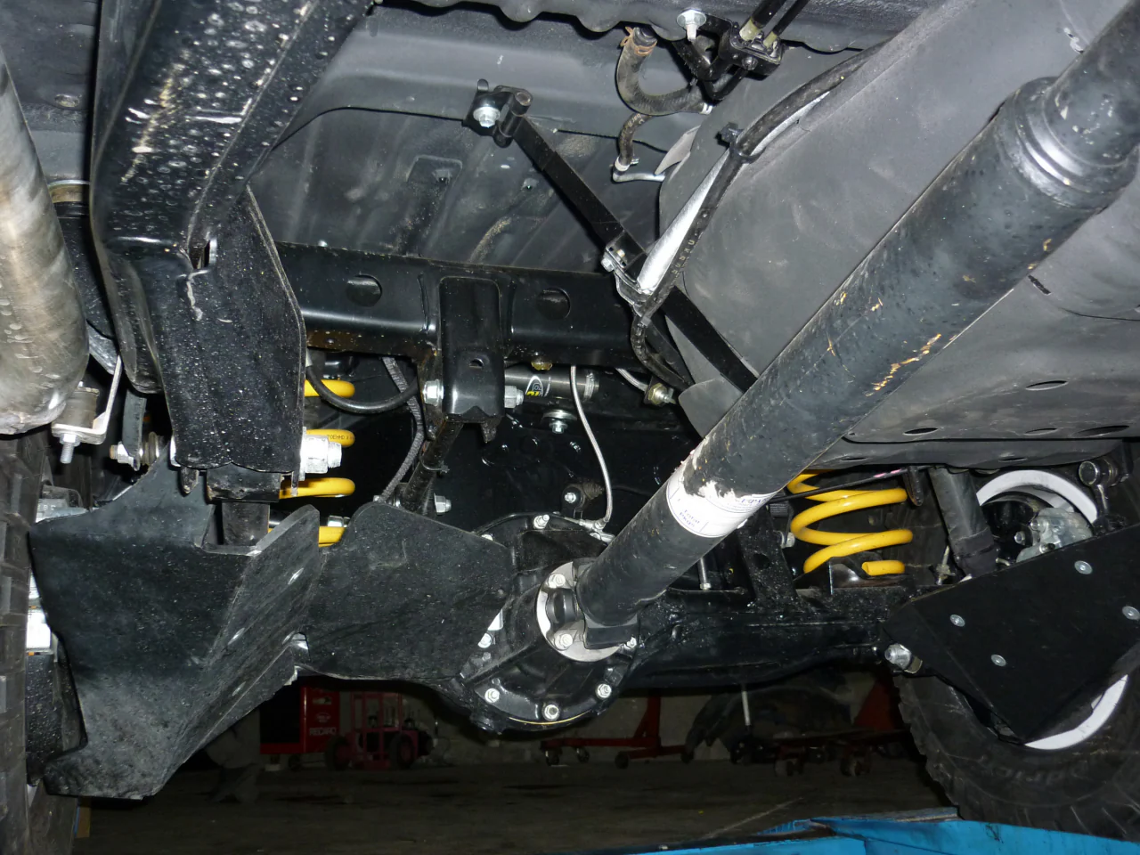 Paire de protections amortisseurs arrières en PEHD de 8mm pour Toyota HDJ80 N4-Offroad - Image 7