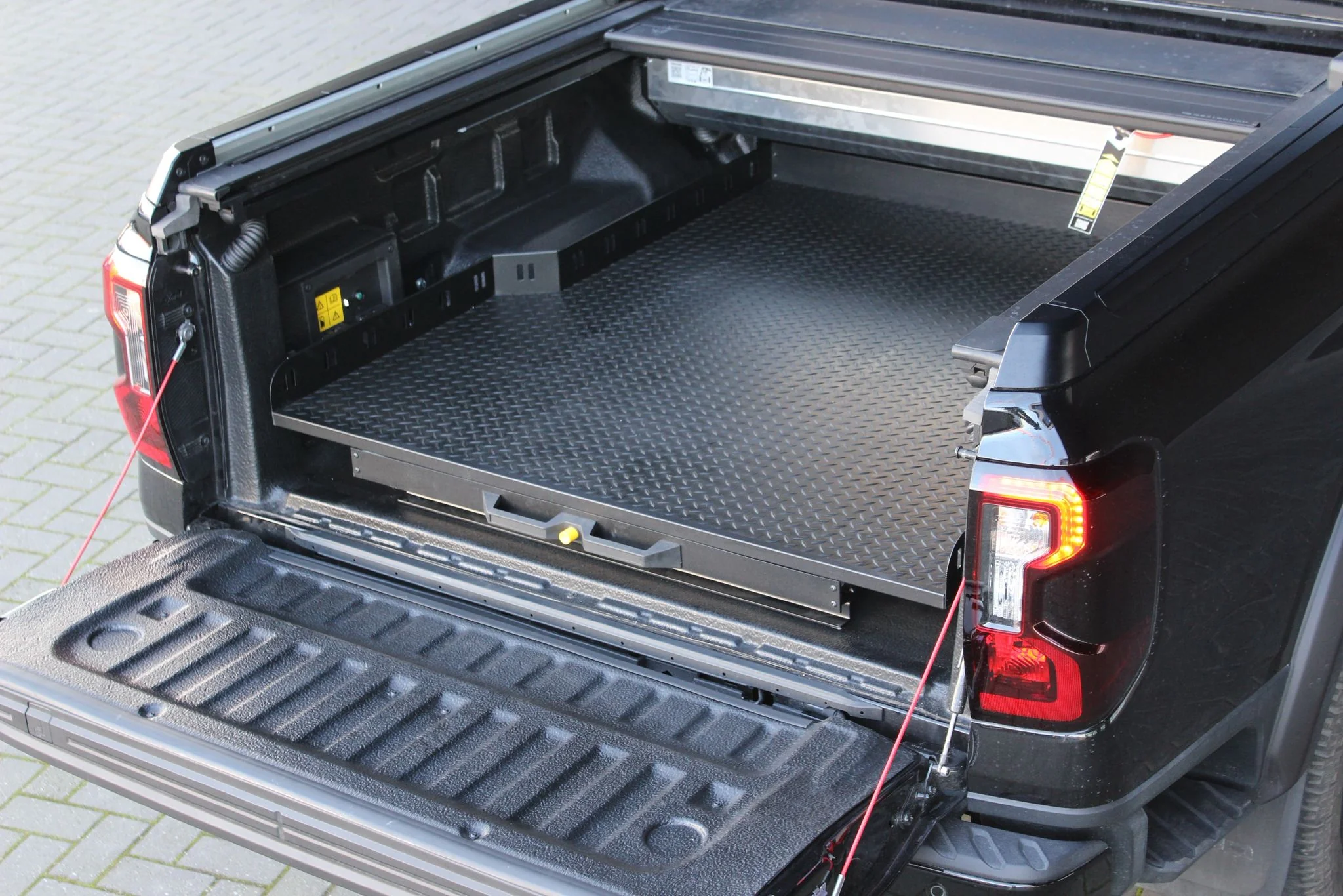 Plateau Coulissant RUUUD Isuzu D-Max 2020+ Space-Cab | Installation Sans Perçage - Image 25