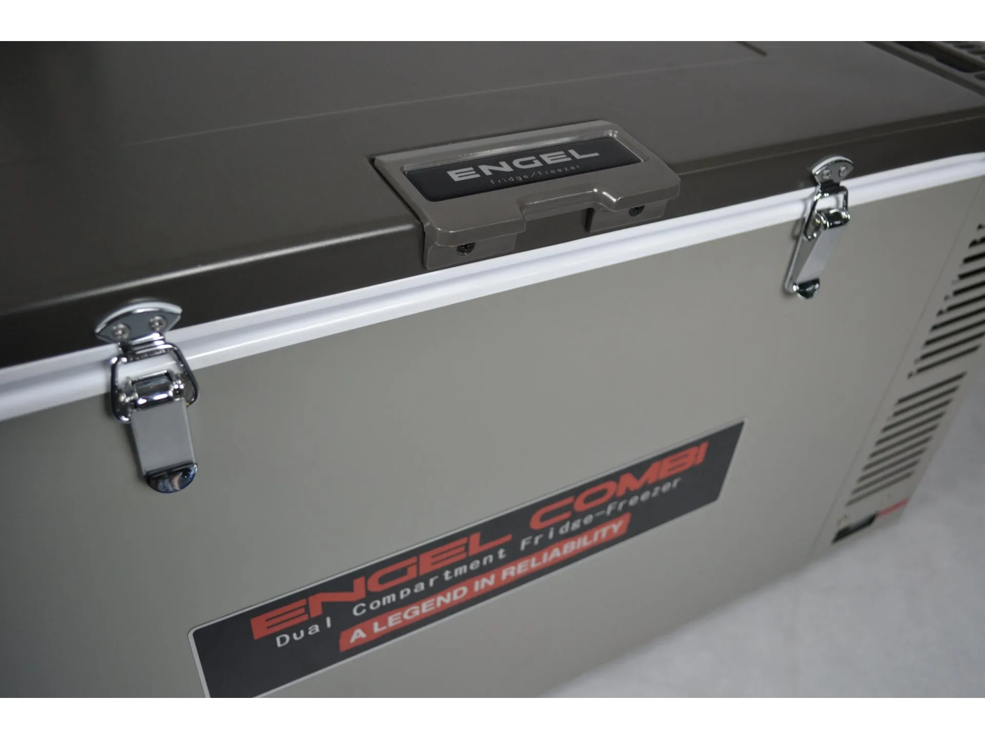 Réfrigérateur Congélateur ENGEL 57L Combi | MD60F-C | 12/24V - Image 2