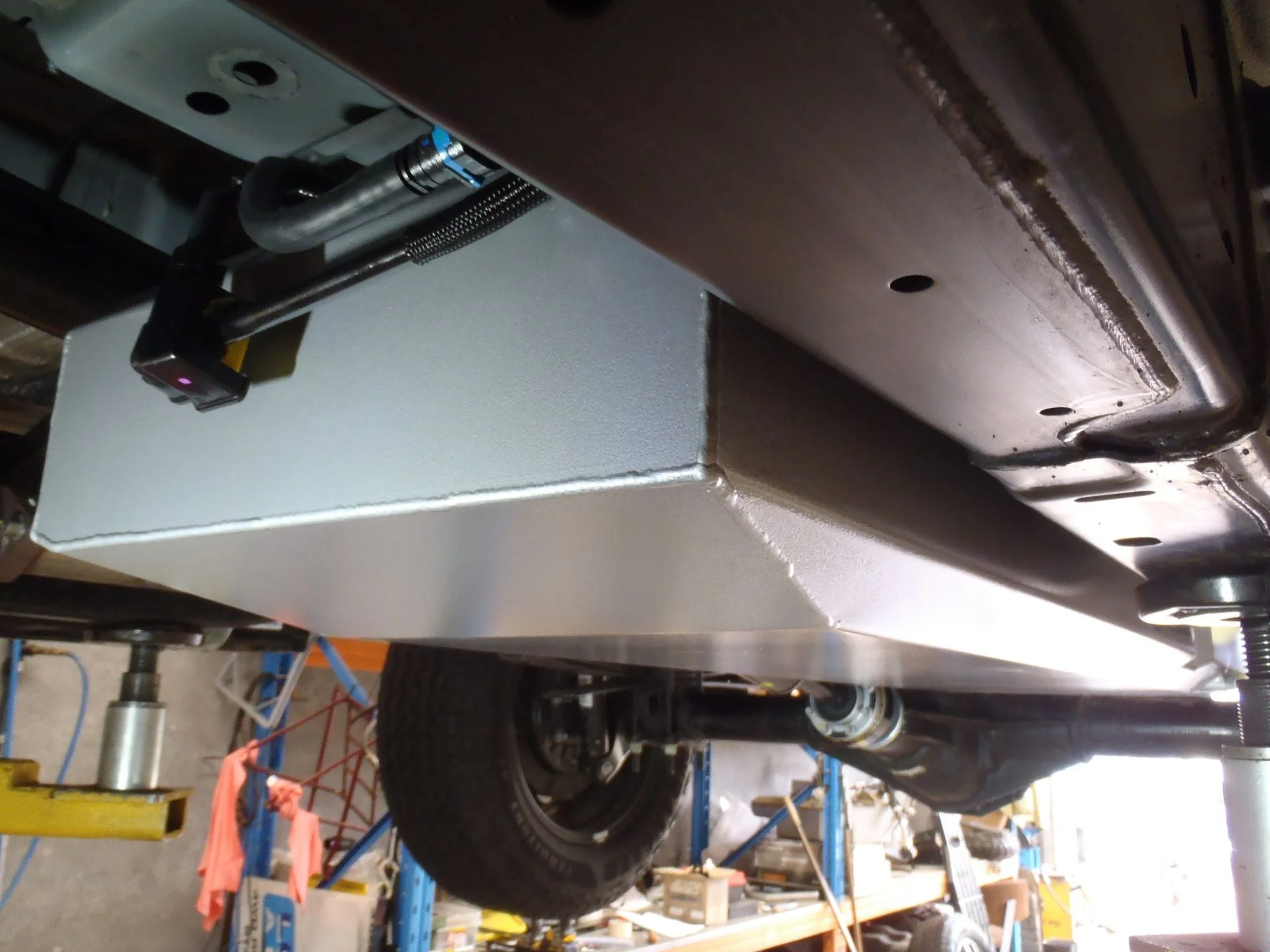 Réservoir de Remplacement 140L LRA| Ford Ranger 23+ / VW Amarok 2023+ | Diesel - Image 2