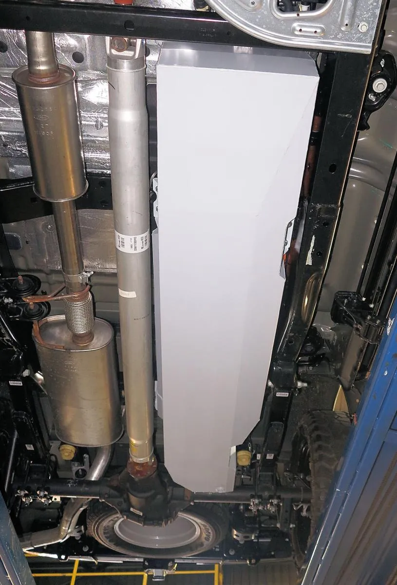 Reservoir Remplacement - Ford F150 2021+ | 203L | LONGRANGER - Image 3