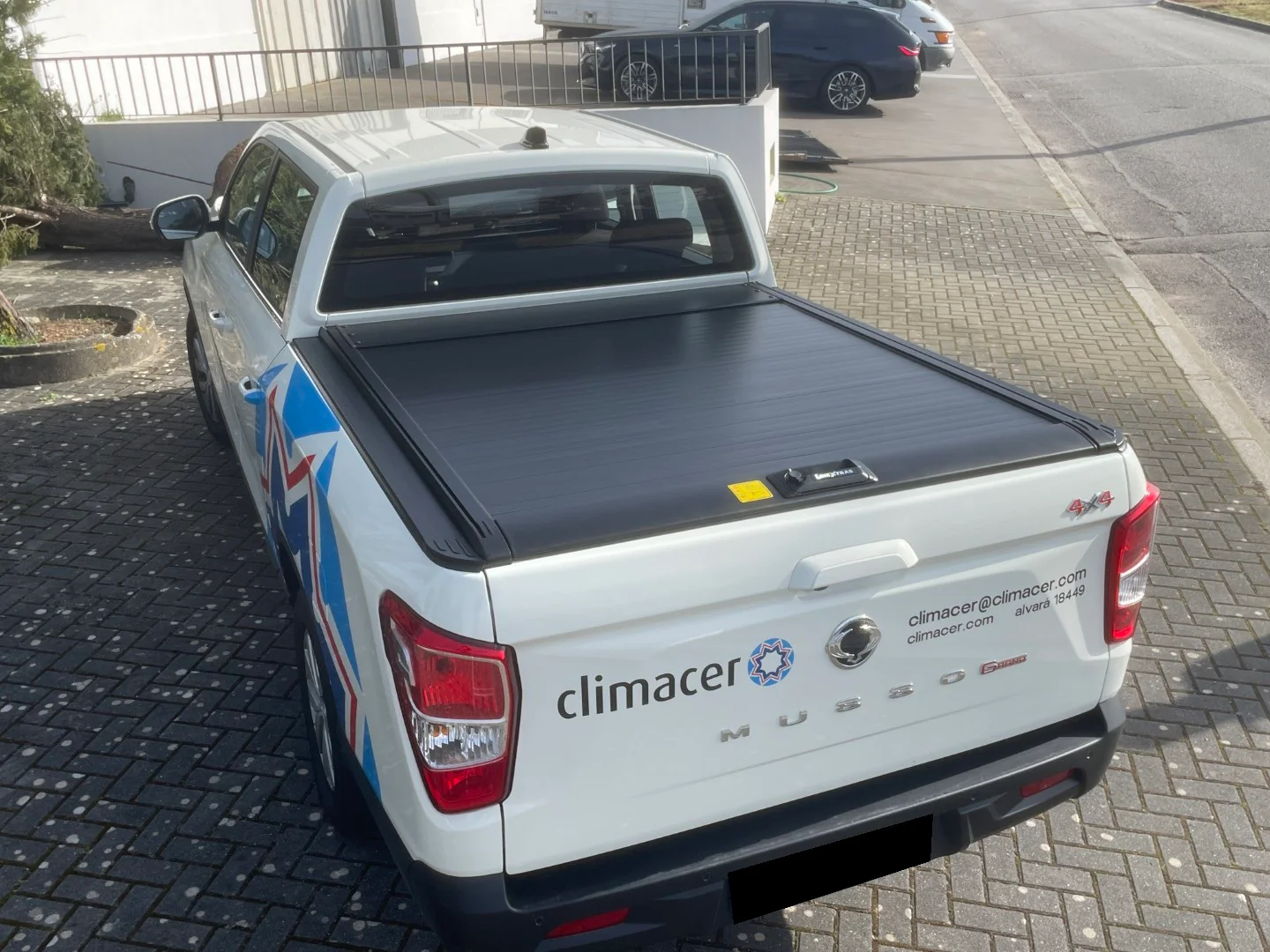 Rideau de Benne Top-Roll Manuel LINE4X4 Double Cab - Image 17