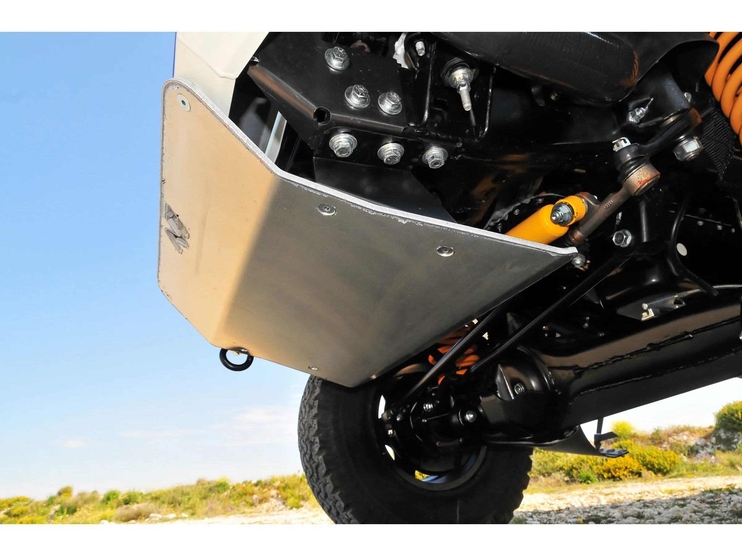 Ski de protection avant en aluminium de 8mm pour Toyota HDJ80 avec pare chocs N4-Offroad - Image 3