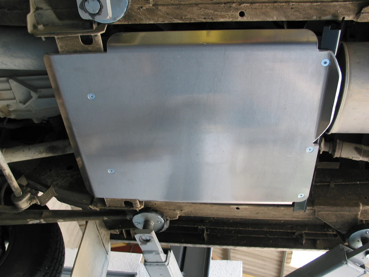 Ski de protection boîte de transfert en aluminium de 8mm Land Rover Defender 90 TD5 N4-Offroad - Image 4