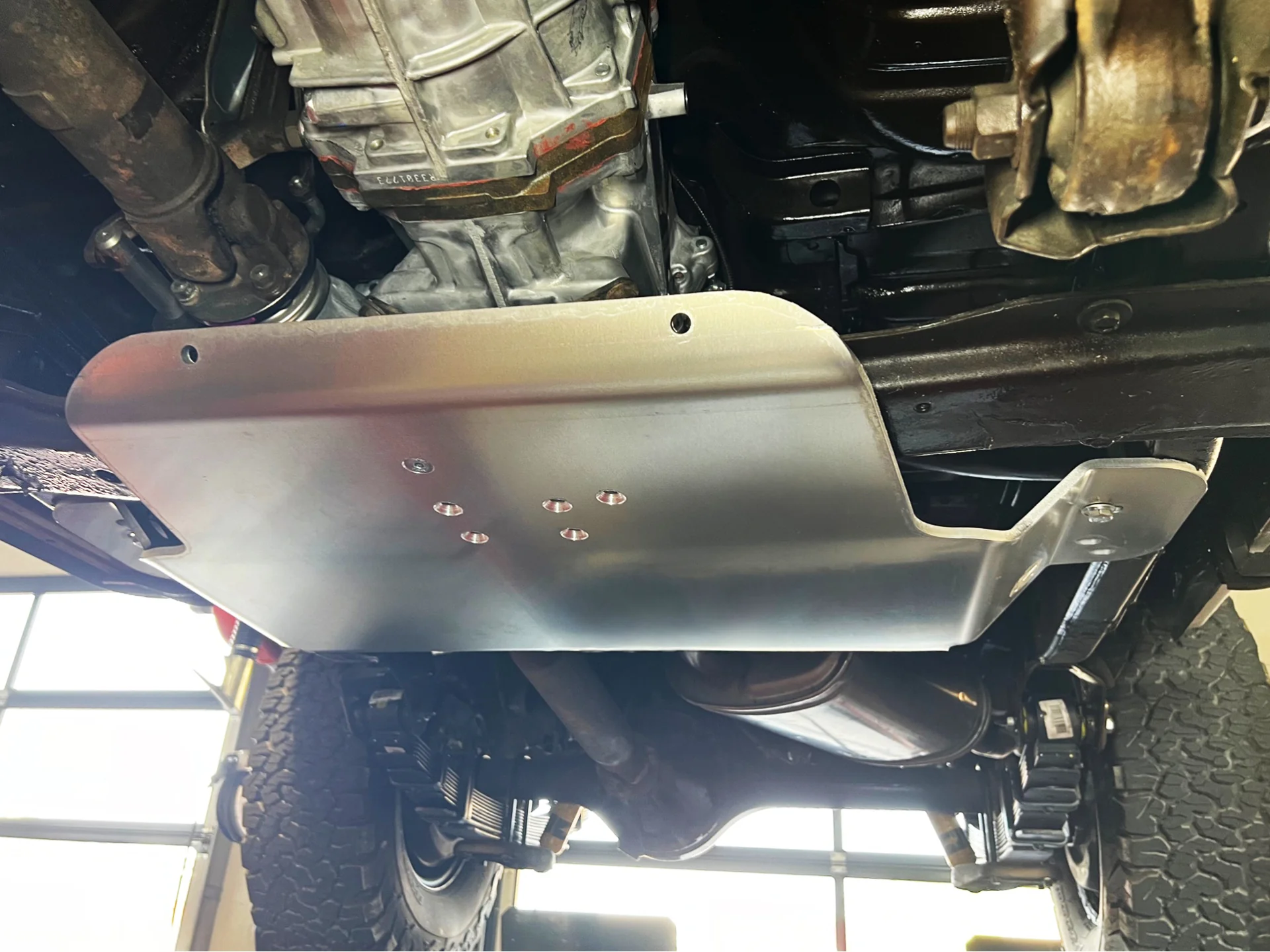 Ski de protection boîte de transfert en aluminium de 8mm pour Toyota GRJ71 HZJ71 HZJ74 N4-Offroad - Image 2