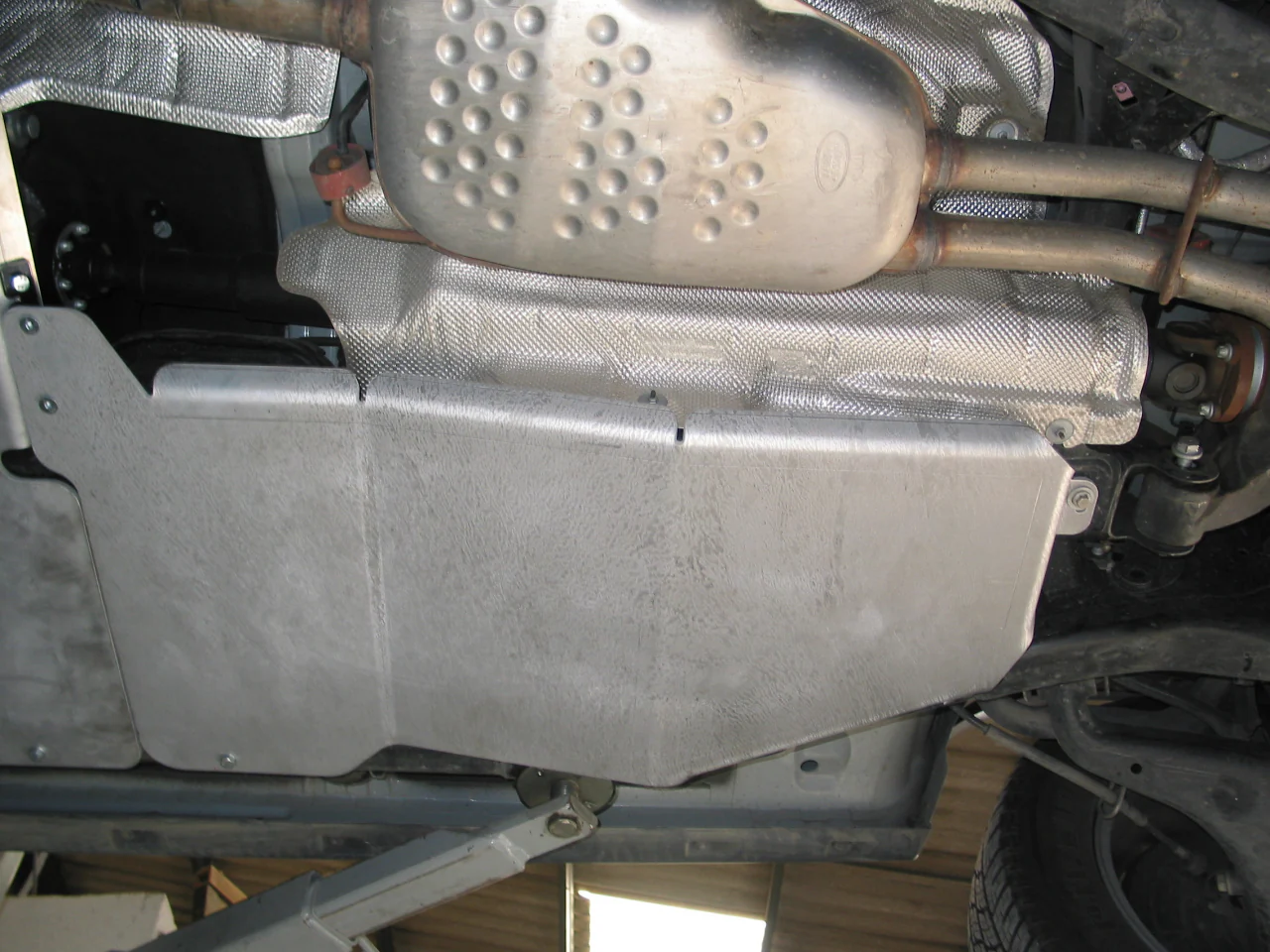 Ski de protection de réservoir en aluminium de 6mm pour Land Rover Discovery III et IV N4-Offroad - Image 3