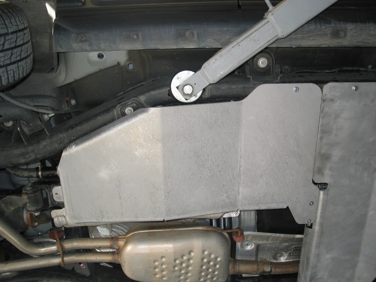 Ski de protection de réservoir en aluminium de 6mm pour Land Rover Discovery III et IV N4-Offroad - Image 4
