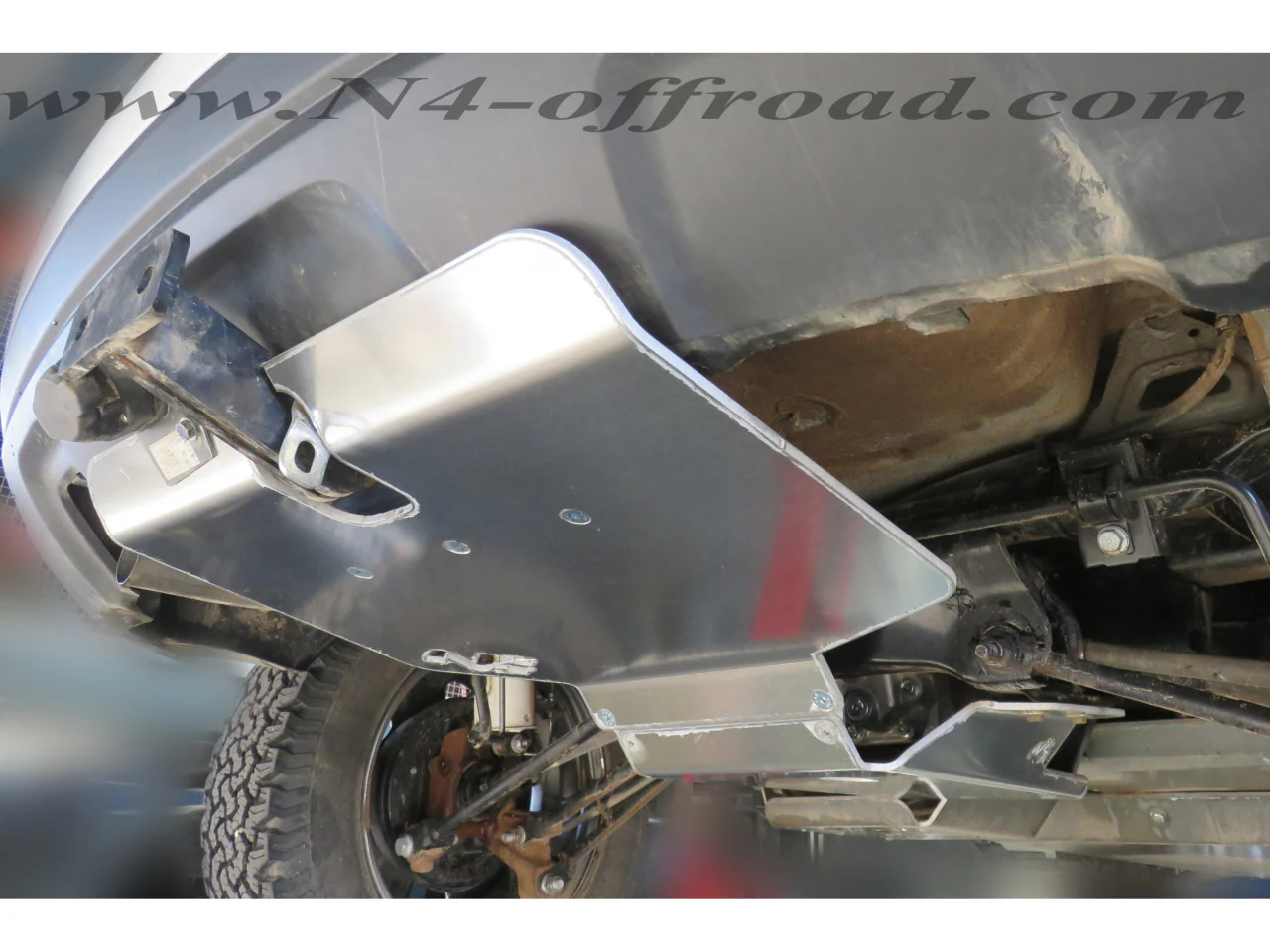 Ski protection pare chocs arrière aluminium 6mm Dacia Duster 4x4 2013-2021 sans AdBlue N4-Offroad - Image 4