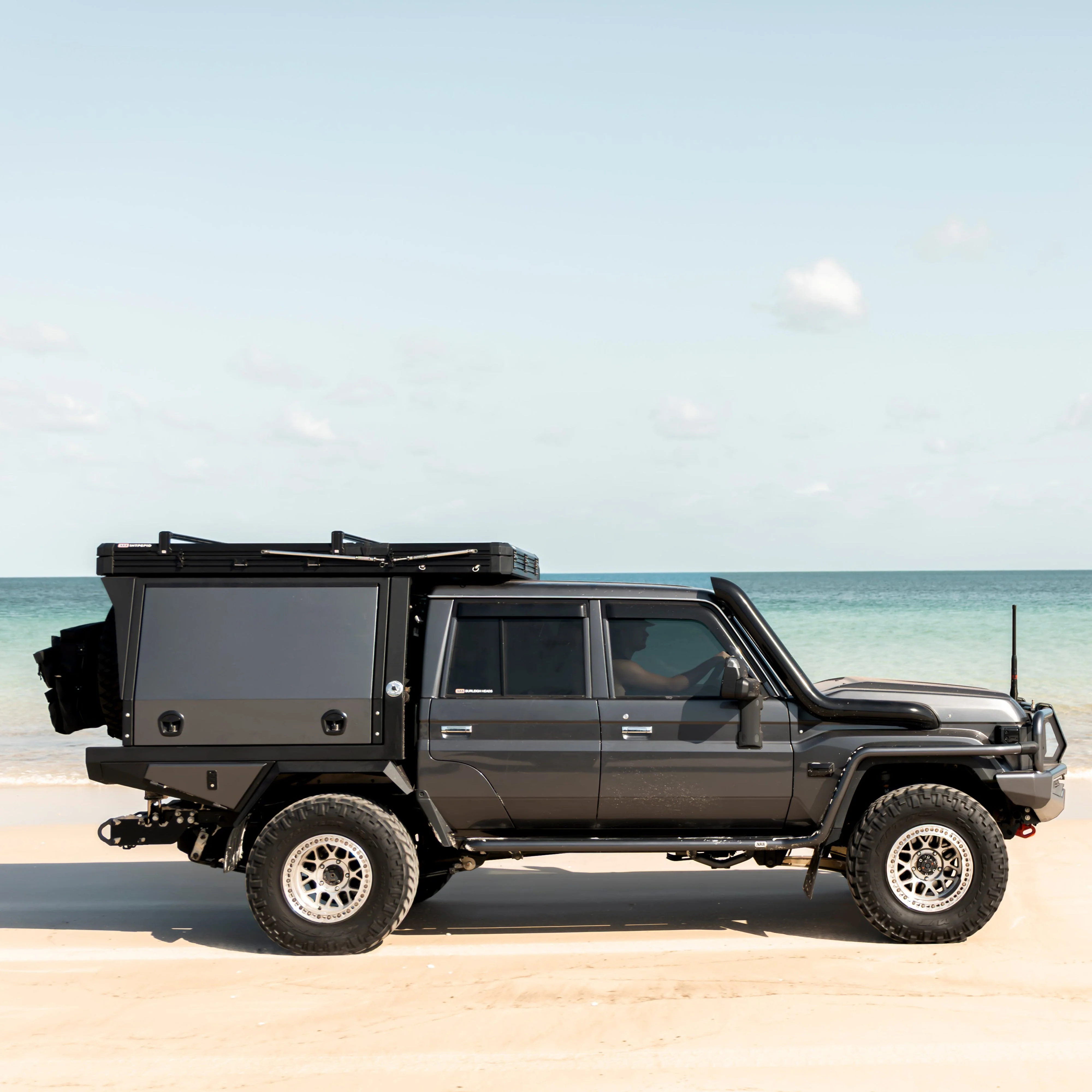 Tente de Toit ARB Intrepid : Espace 4x4 Ultime - Image 28