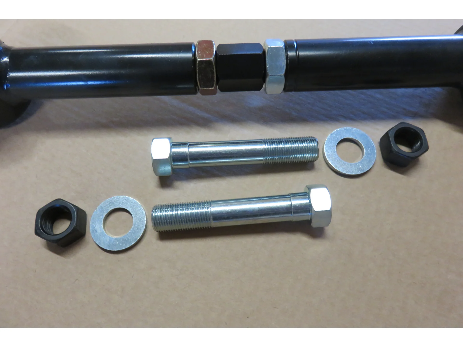 Tirant de pont arrière supérieur renforcé réglable HDJ80 - La pièce N4-Offroad - Image 2