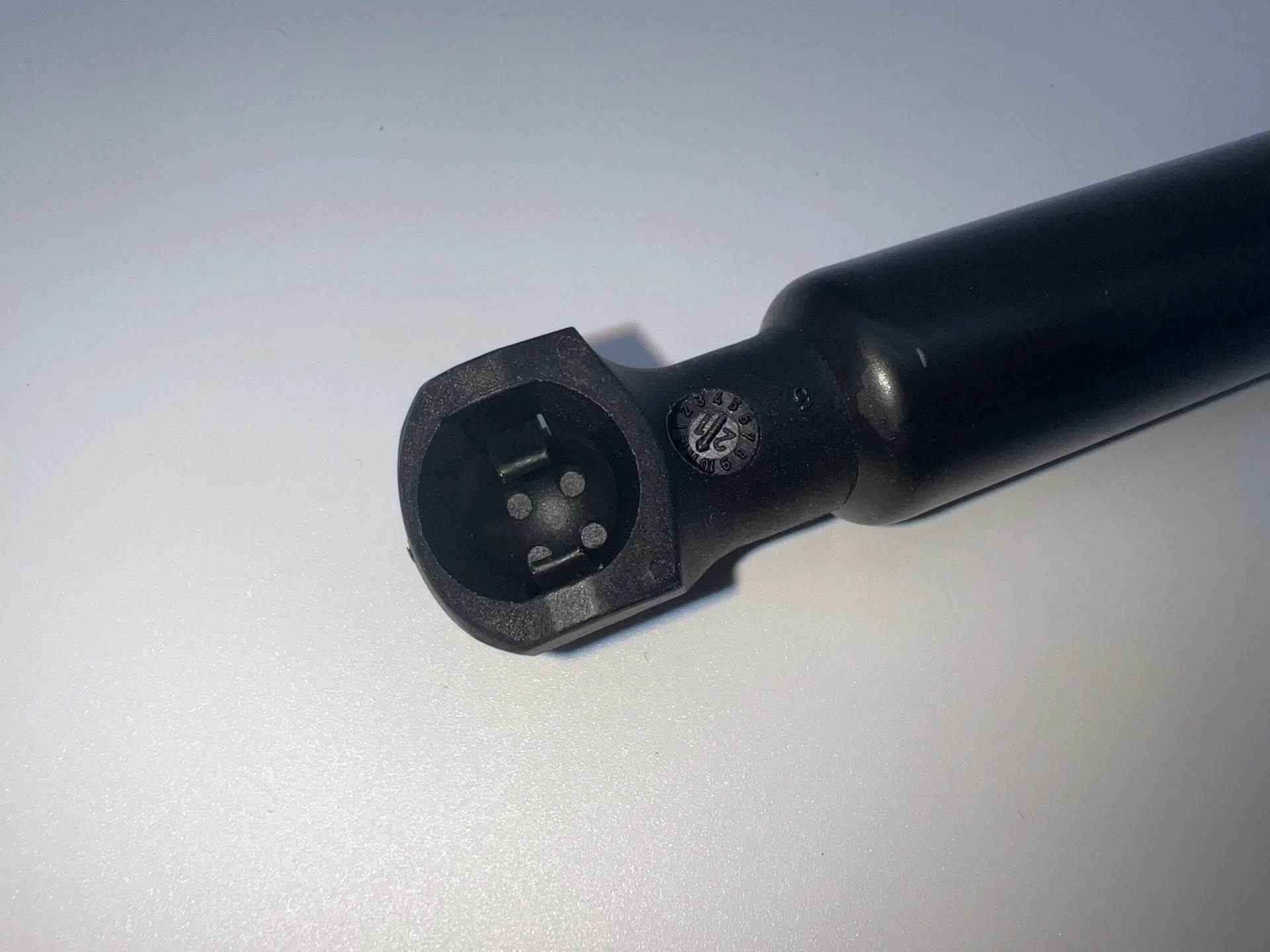 Vérins capot adaptables HDJ100 HDJ80 KDJ120 KDJ150 Y61 N4-Offroad - Image 3